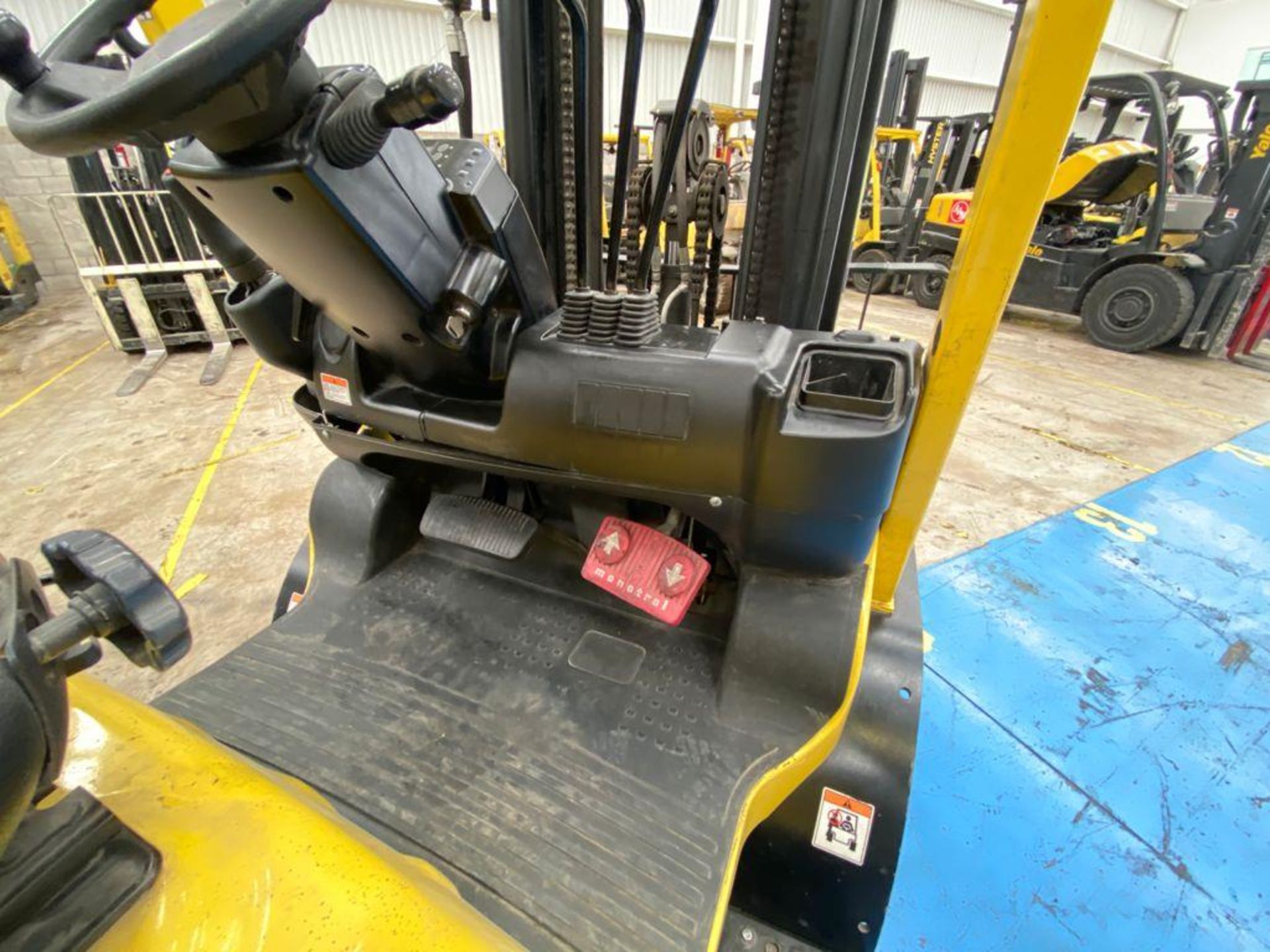 Hyster Forklift, Model H2.5XT, S/N D466R03287P, Year 2016, 5000 lb capacity - Image 27 of 48