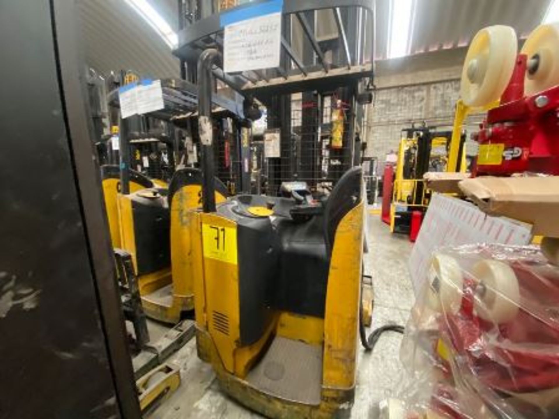 Yale Electric Forklift, Model NDR035EANL36TE157, S/N C861N03283J, Year 2011, 3500 lb capacity - Image 29 of 43