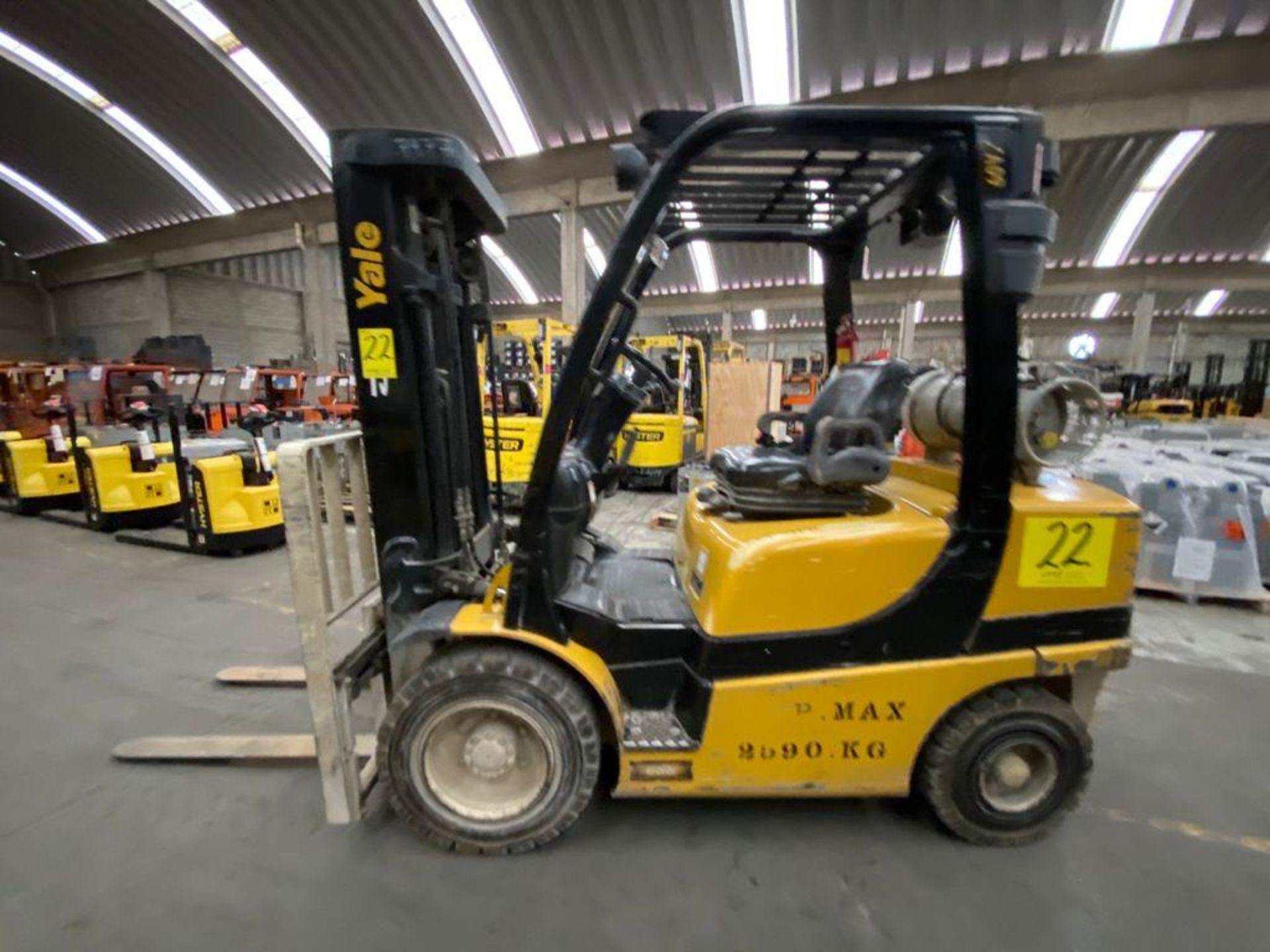 Yale Forklift, Model GLP060VXNDAE087, S/N D875V07977R, Year 2017, 5700 lb capacity - Image 3 of 39