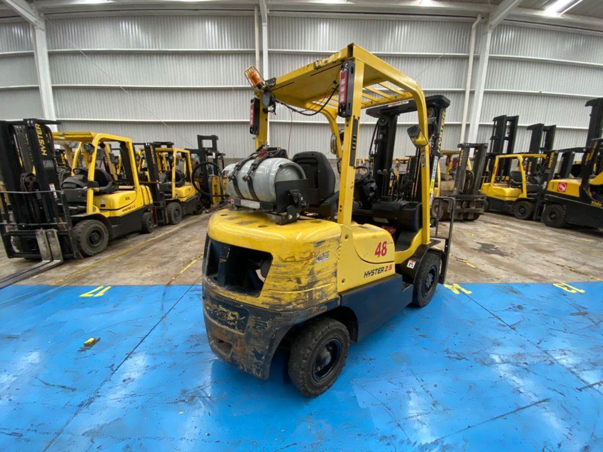 Hyster Forklift, Model H2.5XT, S/N D466R03287P, Year 2016, 5000 lb capacity - Image 9 of 48