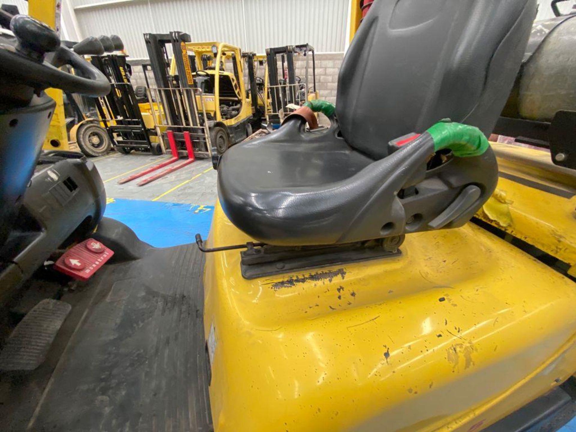 Hyster Forklift, Model H2.5XT, S/N D466R03085P, Year 2016, 5000 lb capacity - Image 12 of 31