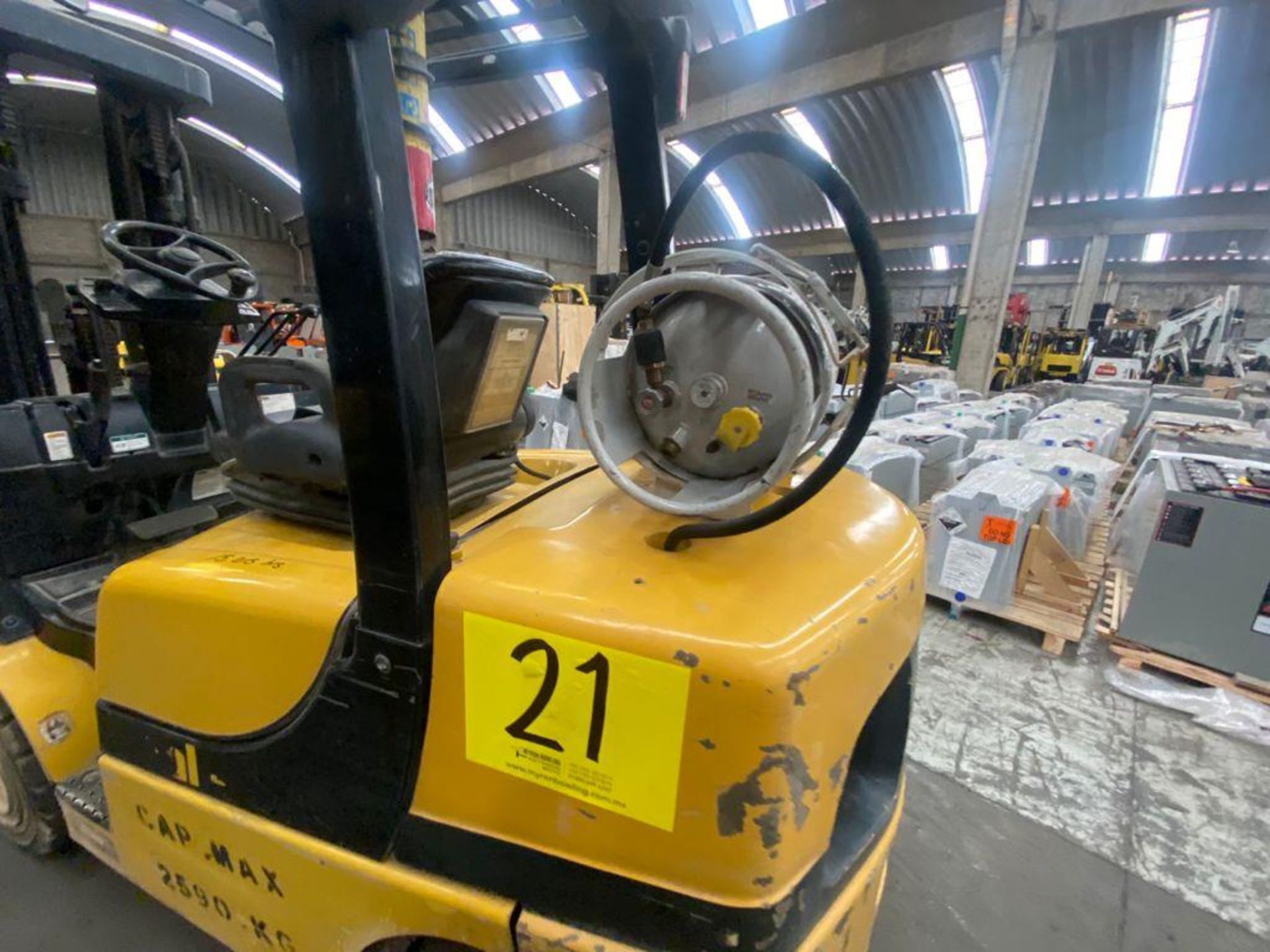 Yale Forklift, Model GLP060VXNDAE087, S/N D875V07985R, Year 2017, 5700 lb capacity - Image 19 of 39