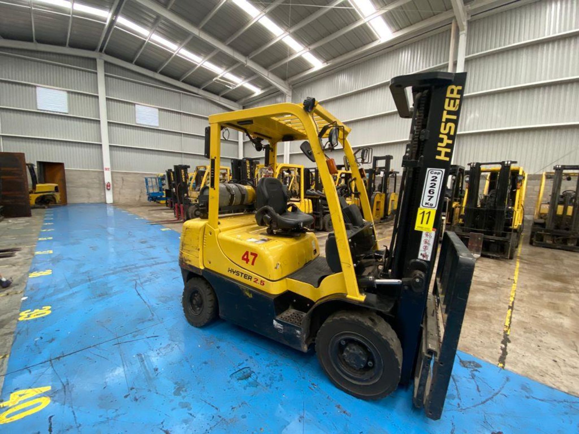 Hyster Forklift, Model H2.5XT, S/N D466R03286P, Year 2016, 5000 lb capacity - Image 8 of 42