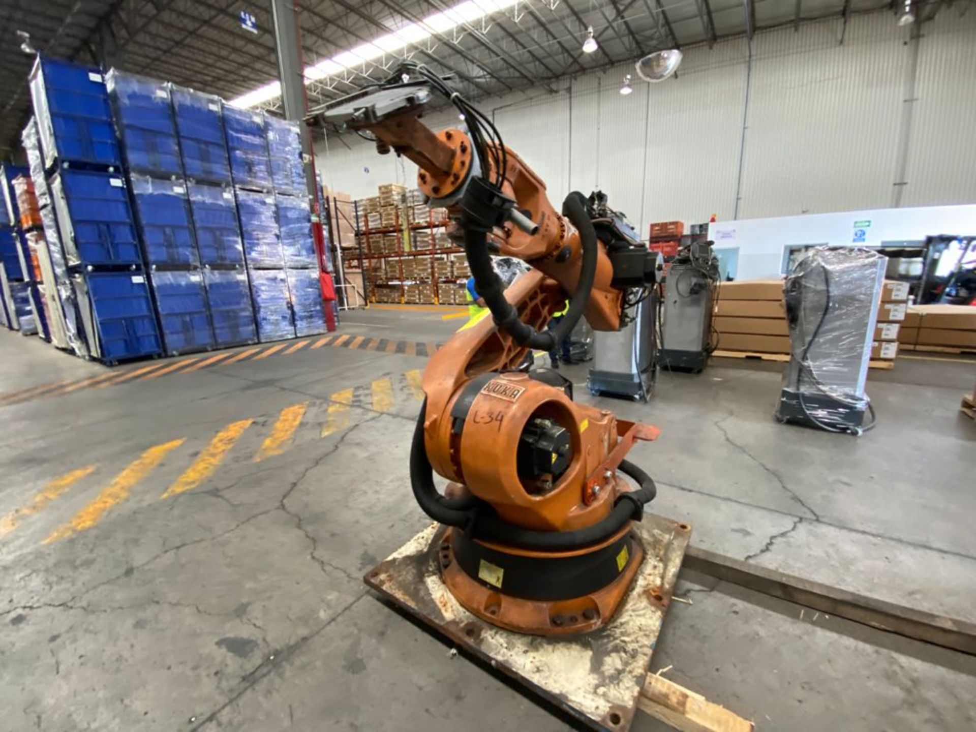 Kuka Articulated Robot, Model 0000107295, type KR 210 2000, year 2005 - Image 10 of 58