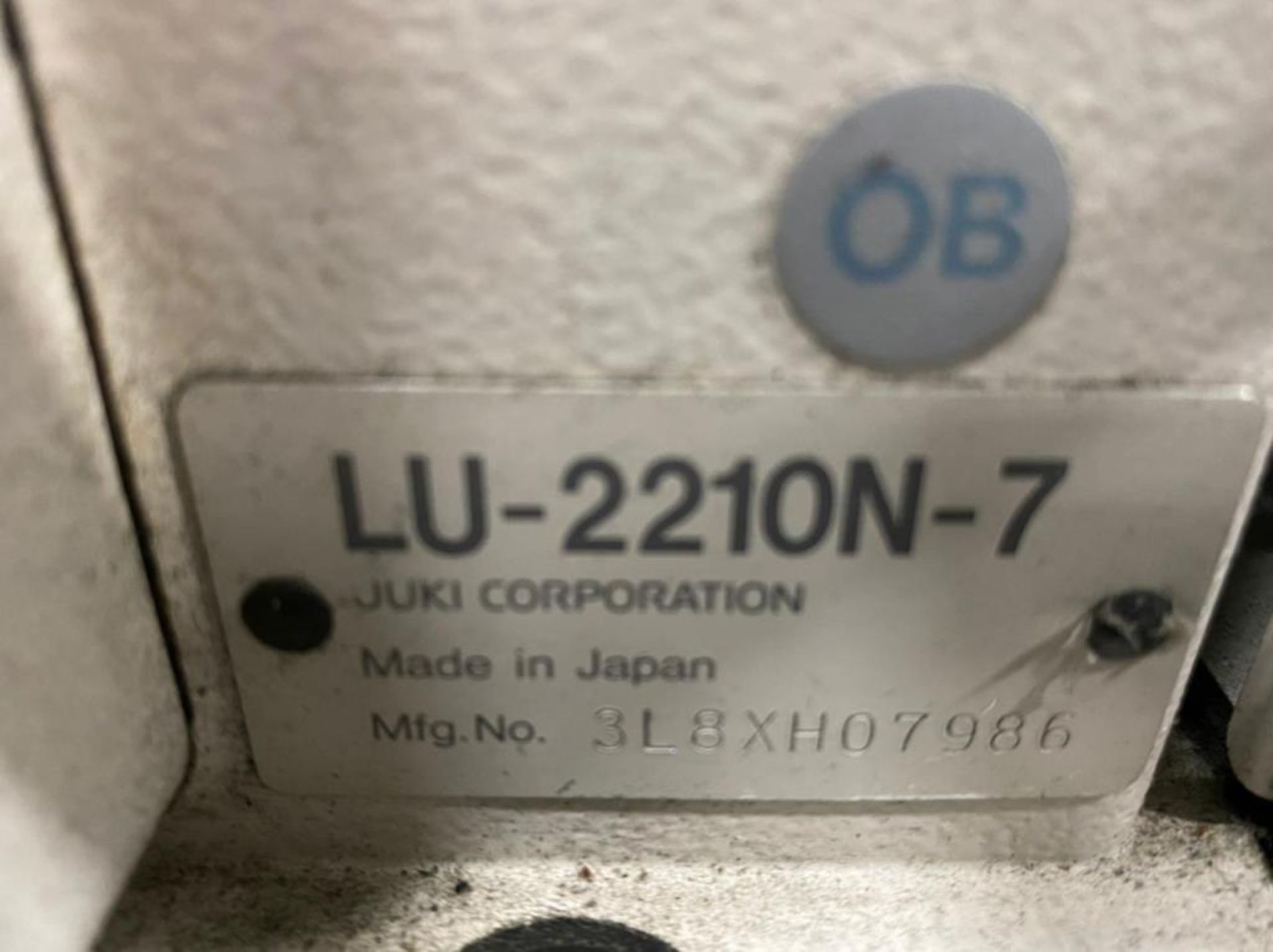 Juki Floor Sewing Machine of one needle, model LU-2210N-7, Serie number 3L8XH07986 - Image 15 of 15