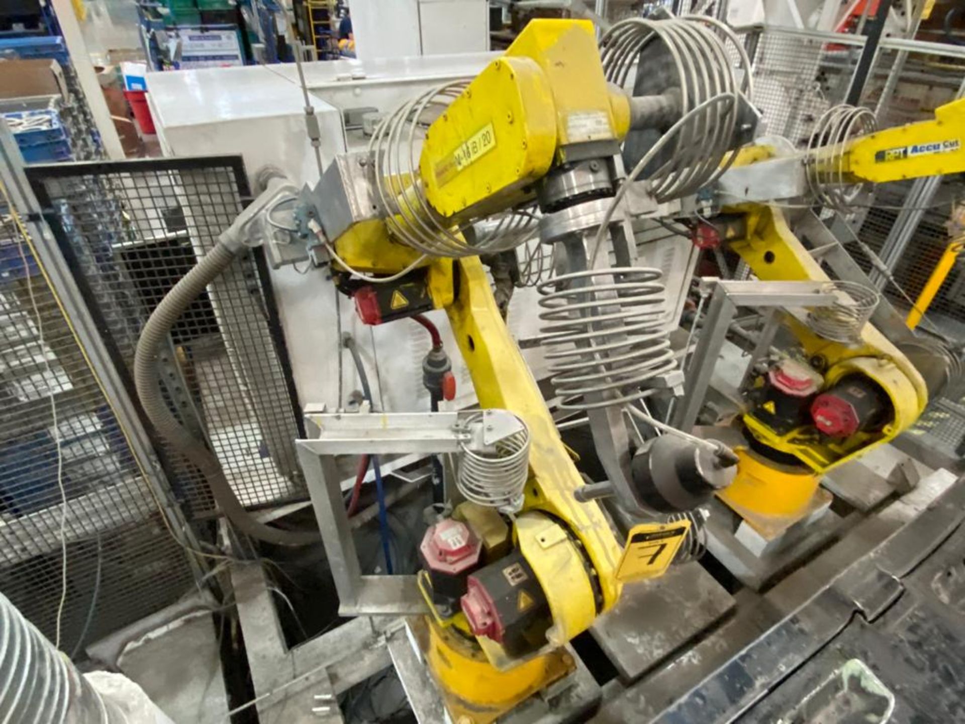 Fanuc articulated Robot, model M-16iB/20 - Image 16 of 27