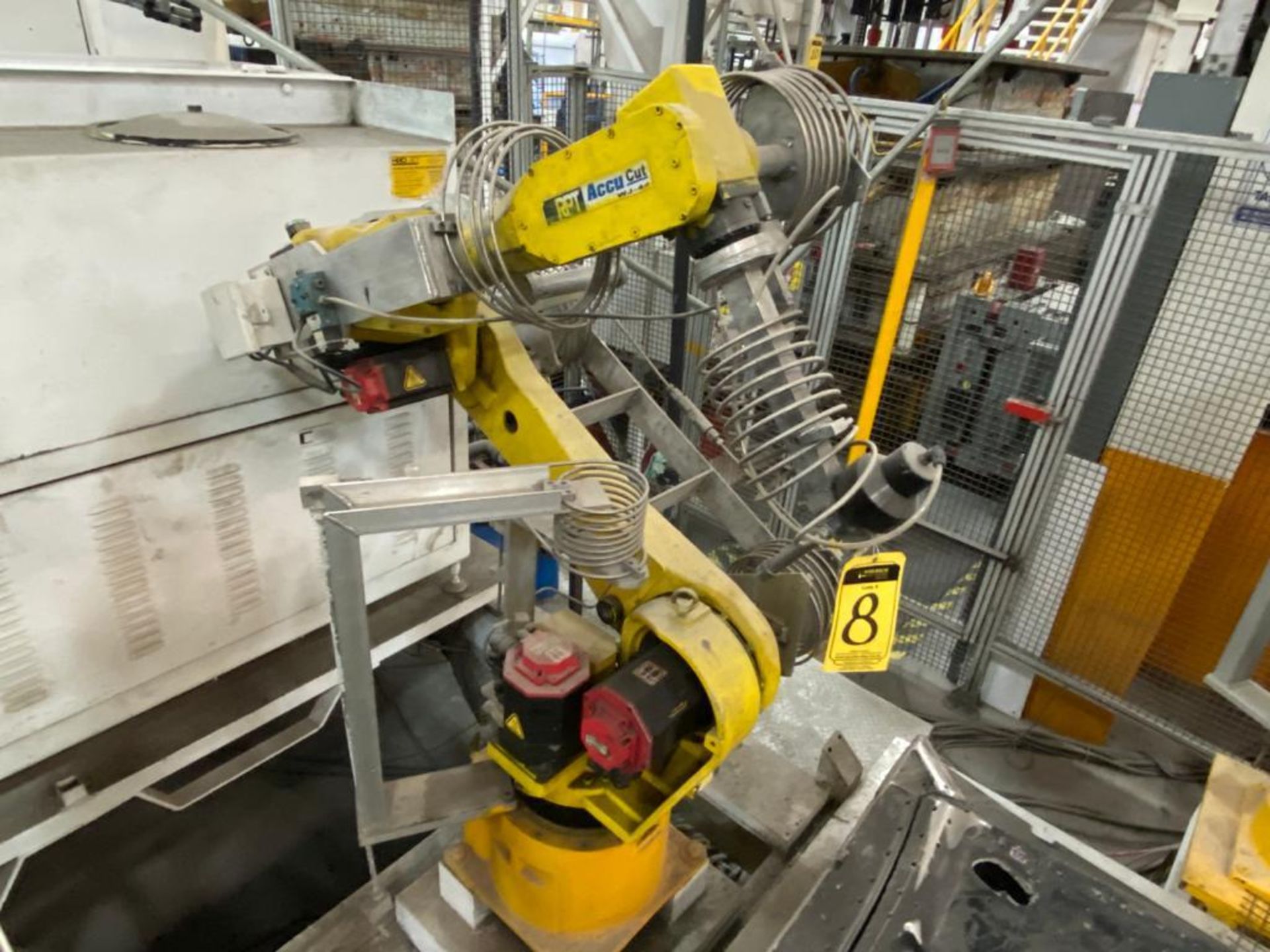 Fanuc articulated Robot, model M-16iB/20 - Image 11 of 26