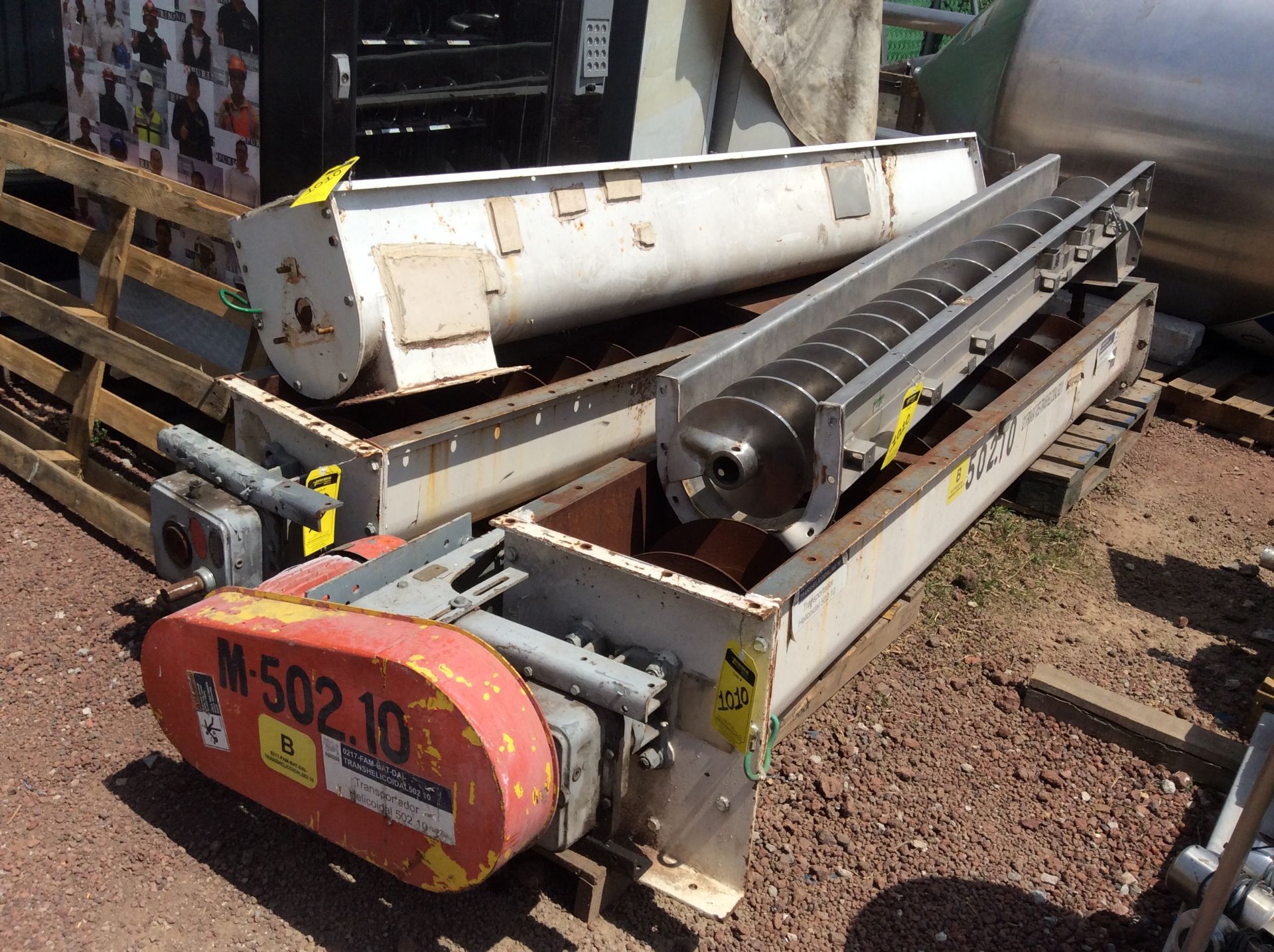 4 helical conveyors, includes 1 geared motor. Please inspect - Image 11 of 11