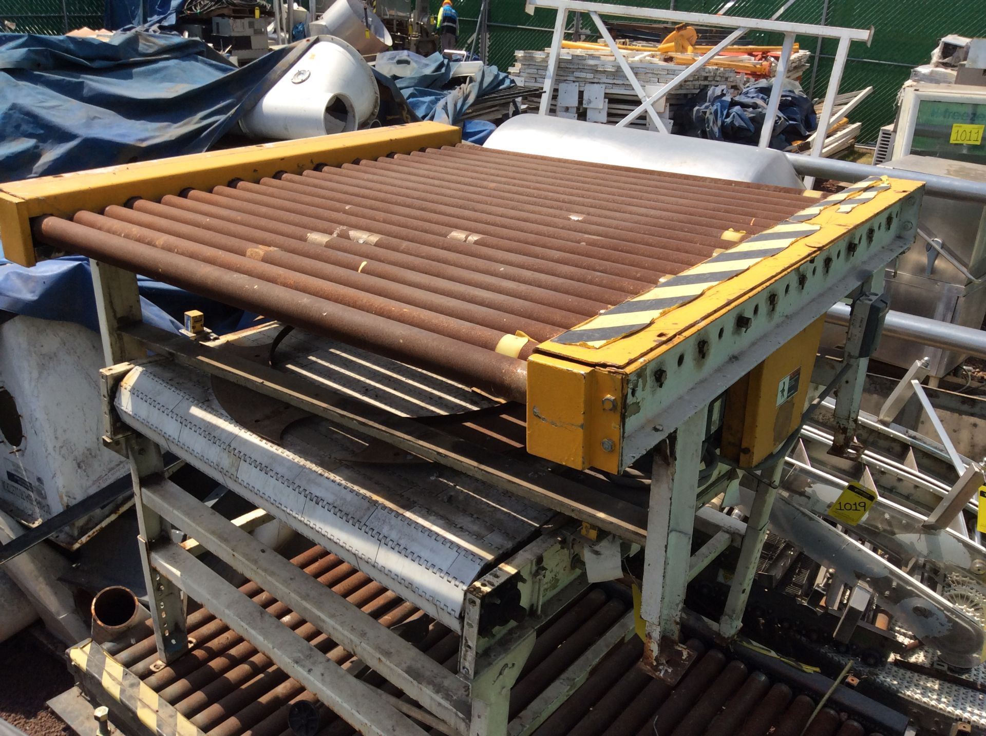 1 Roller conveyor, measures 1.37 x 1.50 x .67, 1 Conveyor measures 1.20 x 2.08x .65 - Image 4 of 8