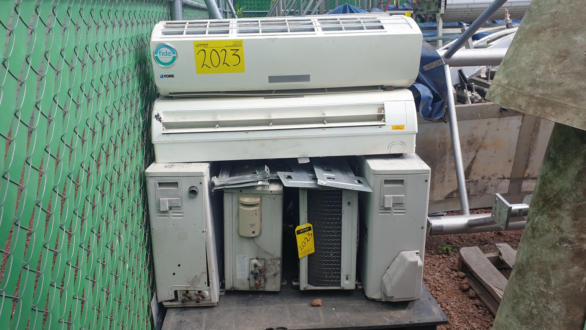 1 Air- conditioning lot, includes 4 York condenser units