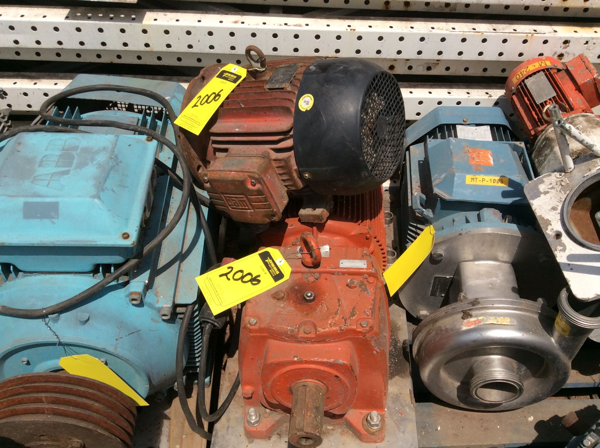 WEG motor, model 00718EP213T 7HP, 1 14 HP motor without plate - Image 10 of 26