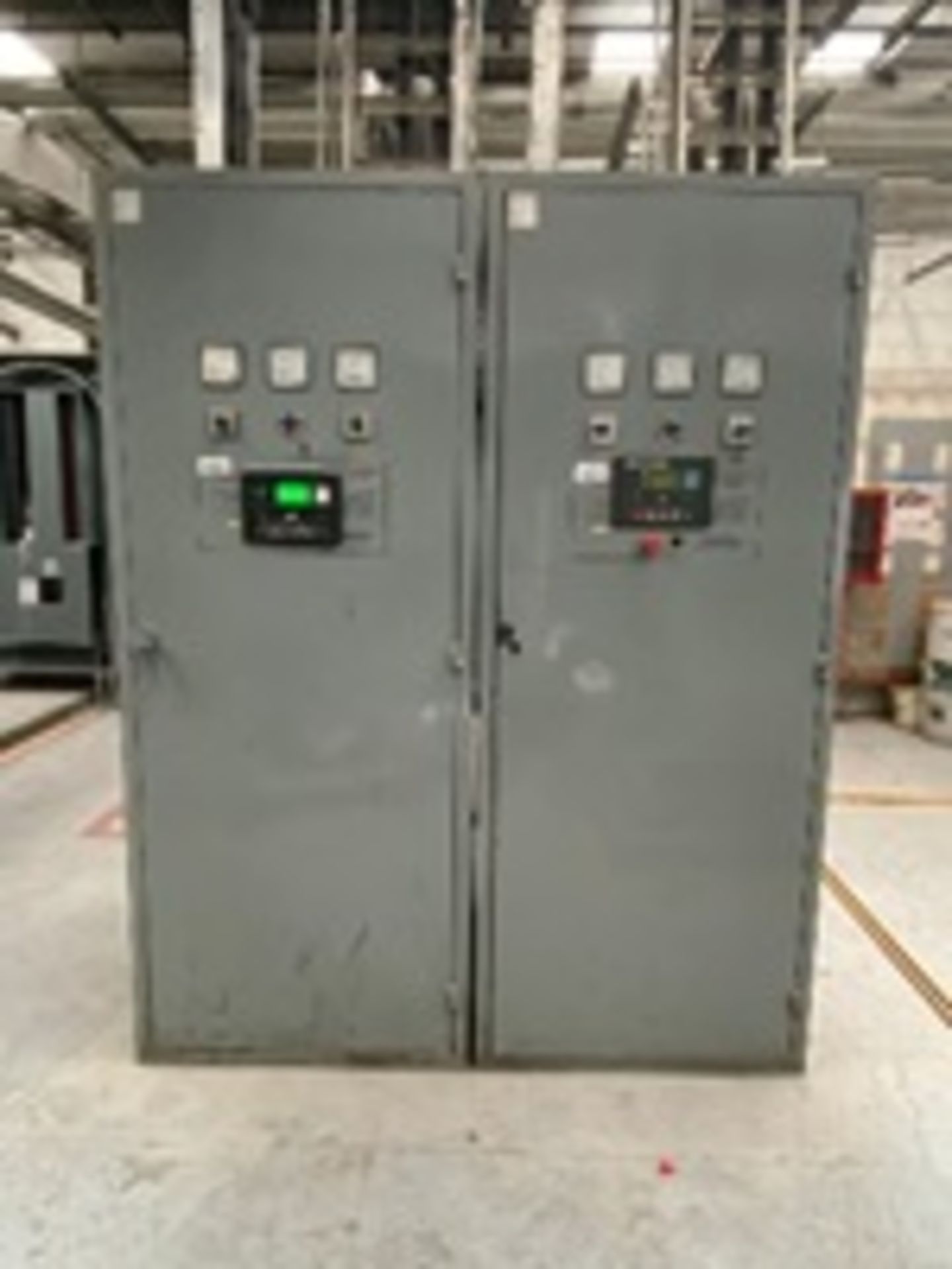 Otomotores Emergency plant, KW:300 KVA 375 VOLT:220-440 - Image 2 of 4