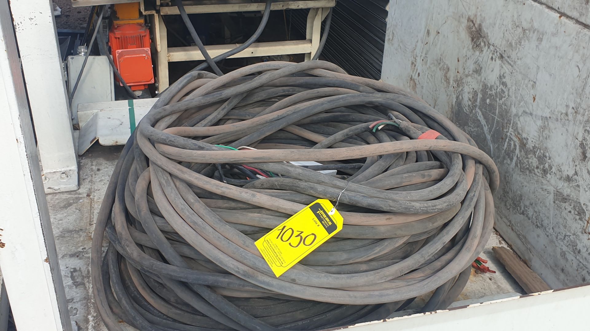 Lot of cable for high tension of 3 lines different gauge 80 mts approximately - Bild 4 aus 6
