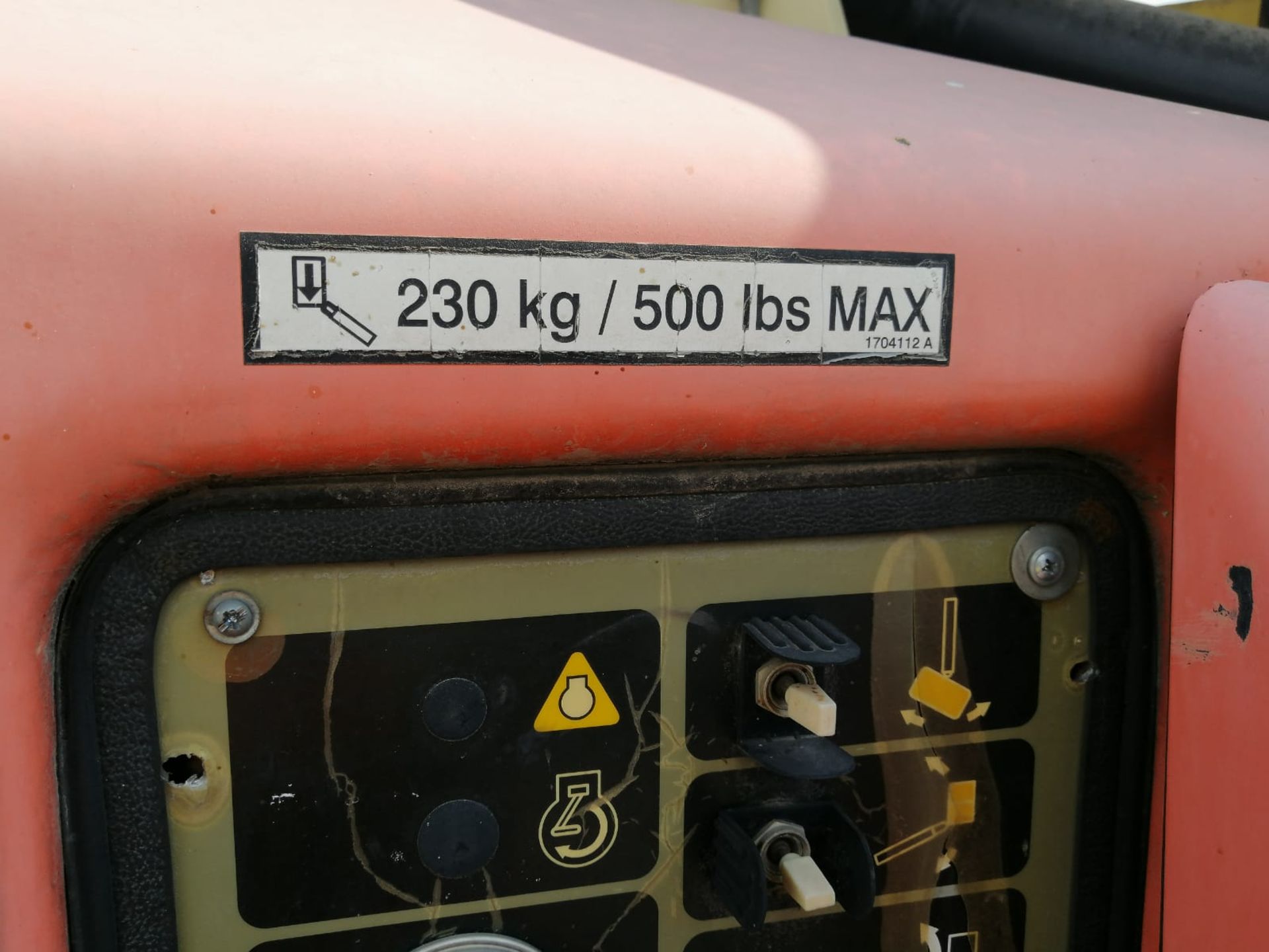 1 JLG Lift model E450A year 2001 N/S 0300063074 maximum lift 12 meters. Please inspect. - Image 29 of 32