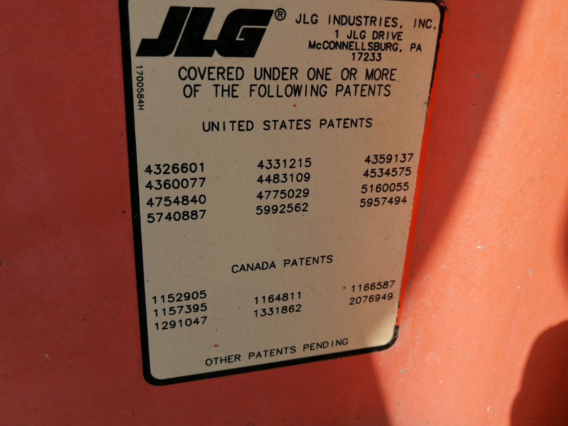 1 JLG Lift model E450A year 2001 N/S 0300063074 maximum lift 12 meters. Please inspect. - Image 27 of 32