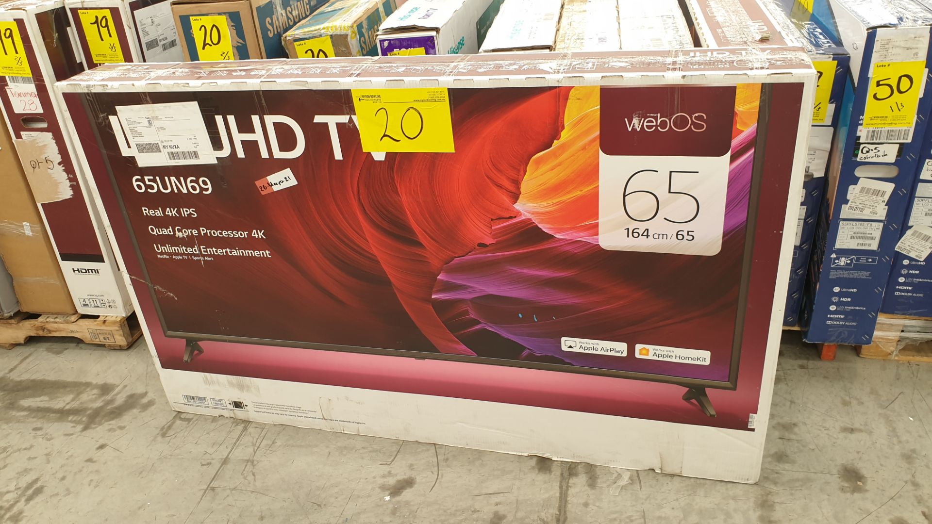 Lote de 3 Pantallas incluye 1 Pantalla marca LG UHD TV de 65" - Image 12 of 14