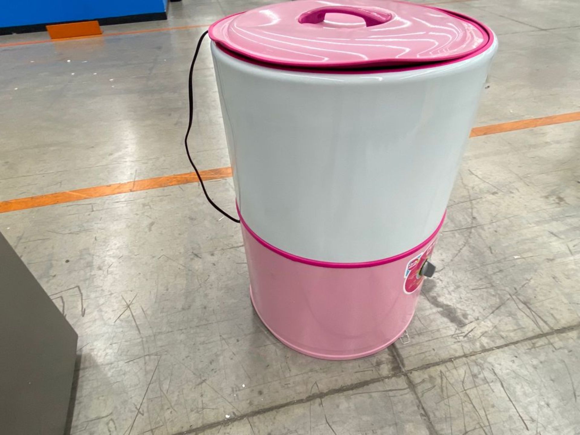 1 Lavadora marca Koblenz de 22 kilos color rosa modelo LRK-2211A - Image 4 of 17