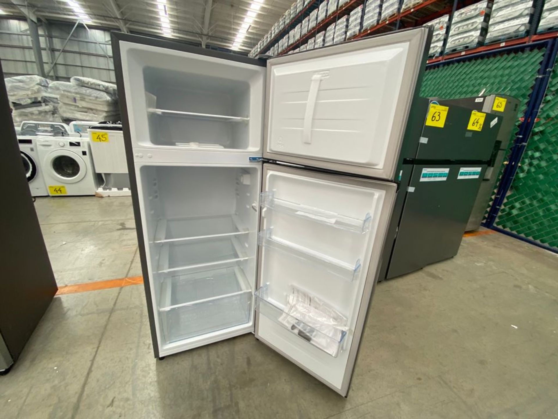 1 Refrigerador marca Hisense color gris modelo RT80D6AWX - Image 18 of 21