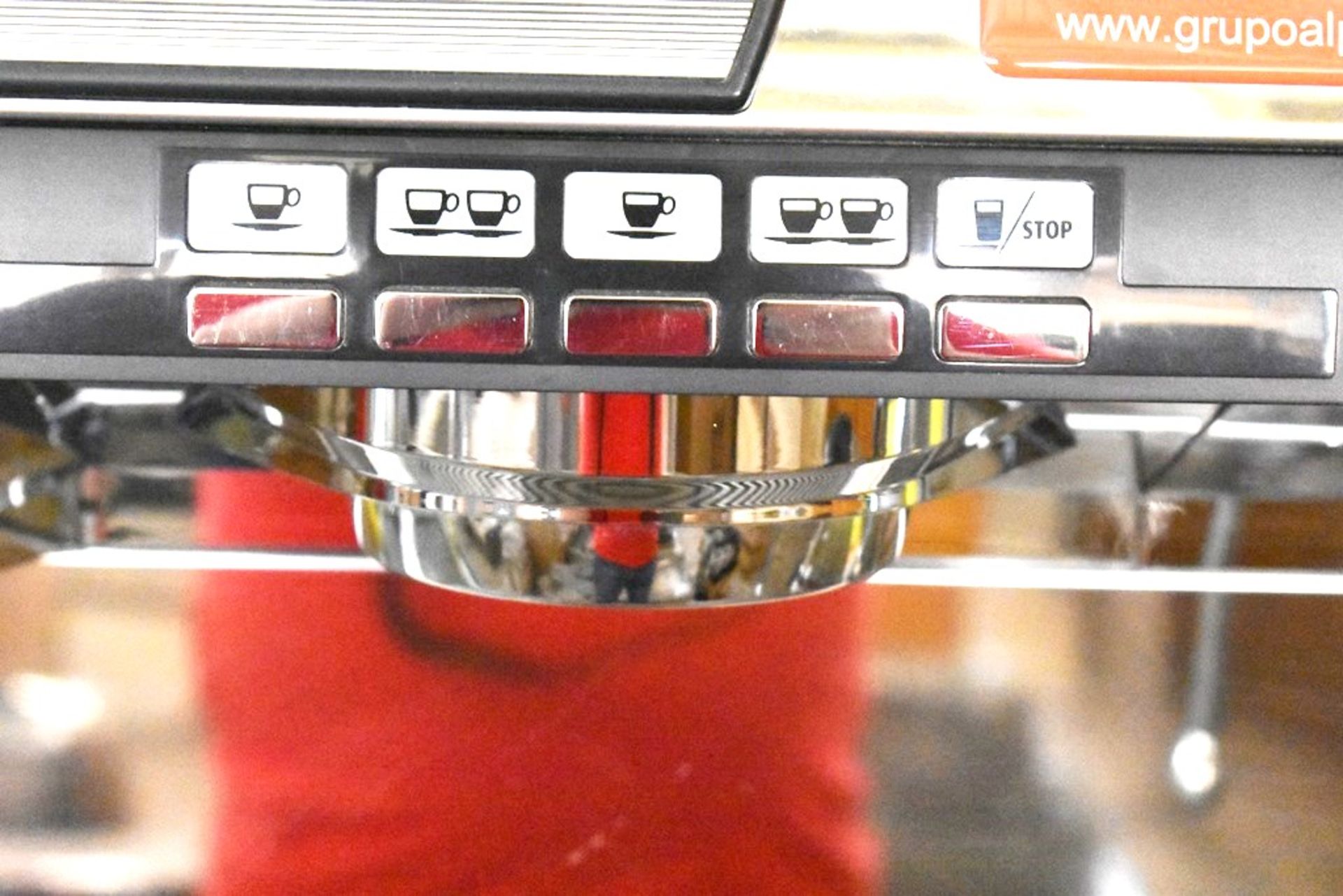 NUEVA Maquina Para Café Espresso Volumetrica De 2 Grupos, Automática, Marca Simonelli - Image 7 of 22