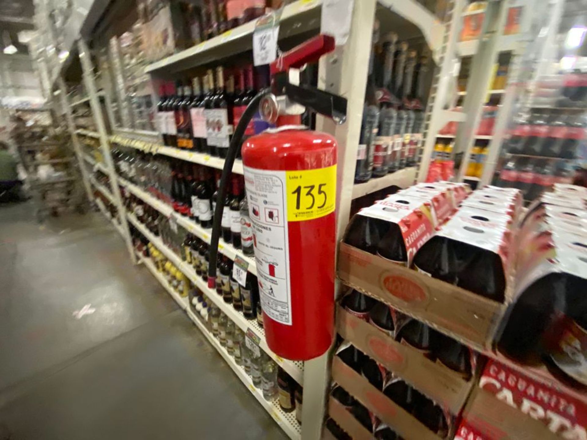 Lote de 21 Extintores distribuidos en toda la tienda - Image 42 of 56