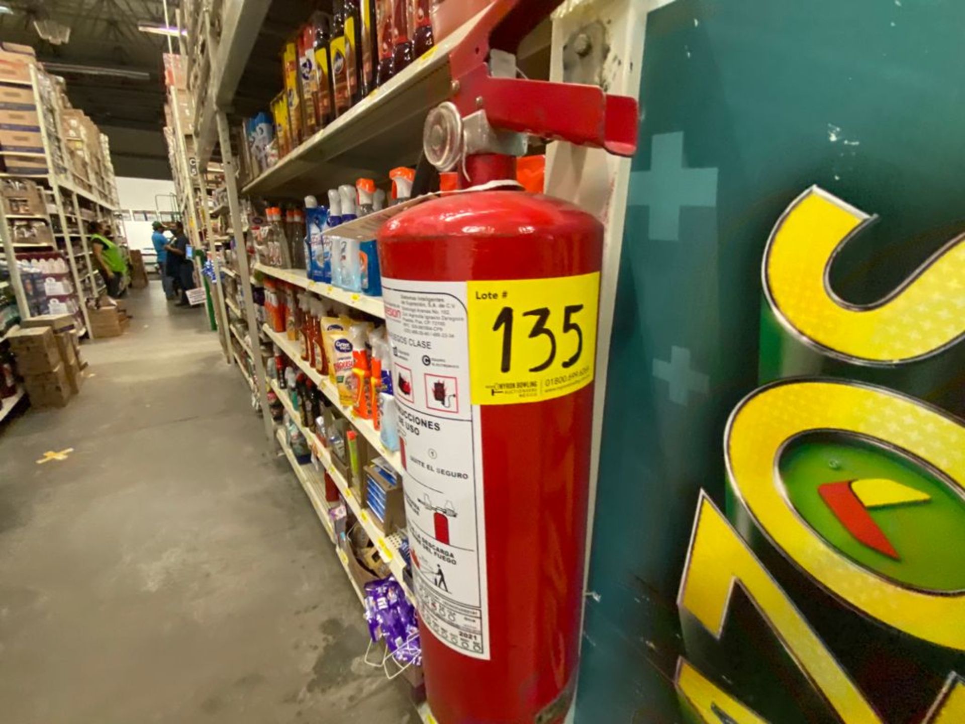 Lote de 21 Extintores distribuidos en toda la tienda - Image 27 of 56