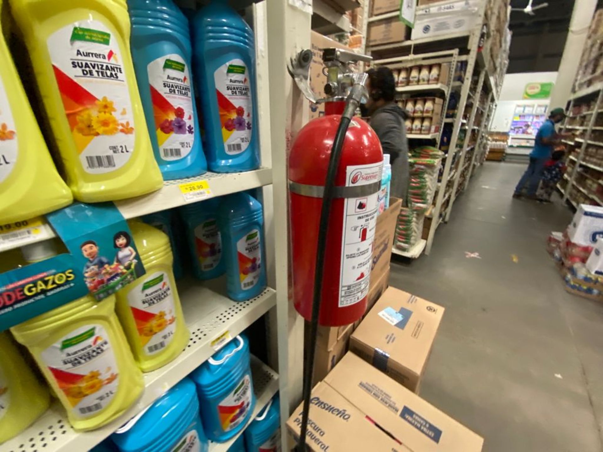Lote de 21 Extintores distribuidos en toda la tienda - Image 39 of 56