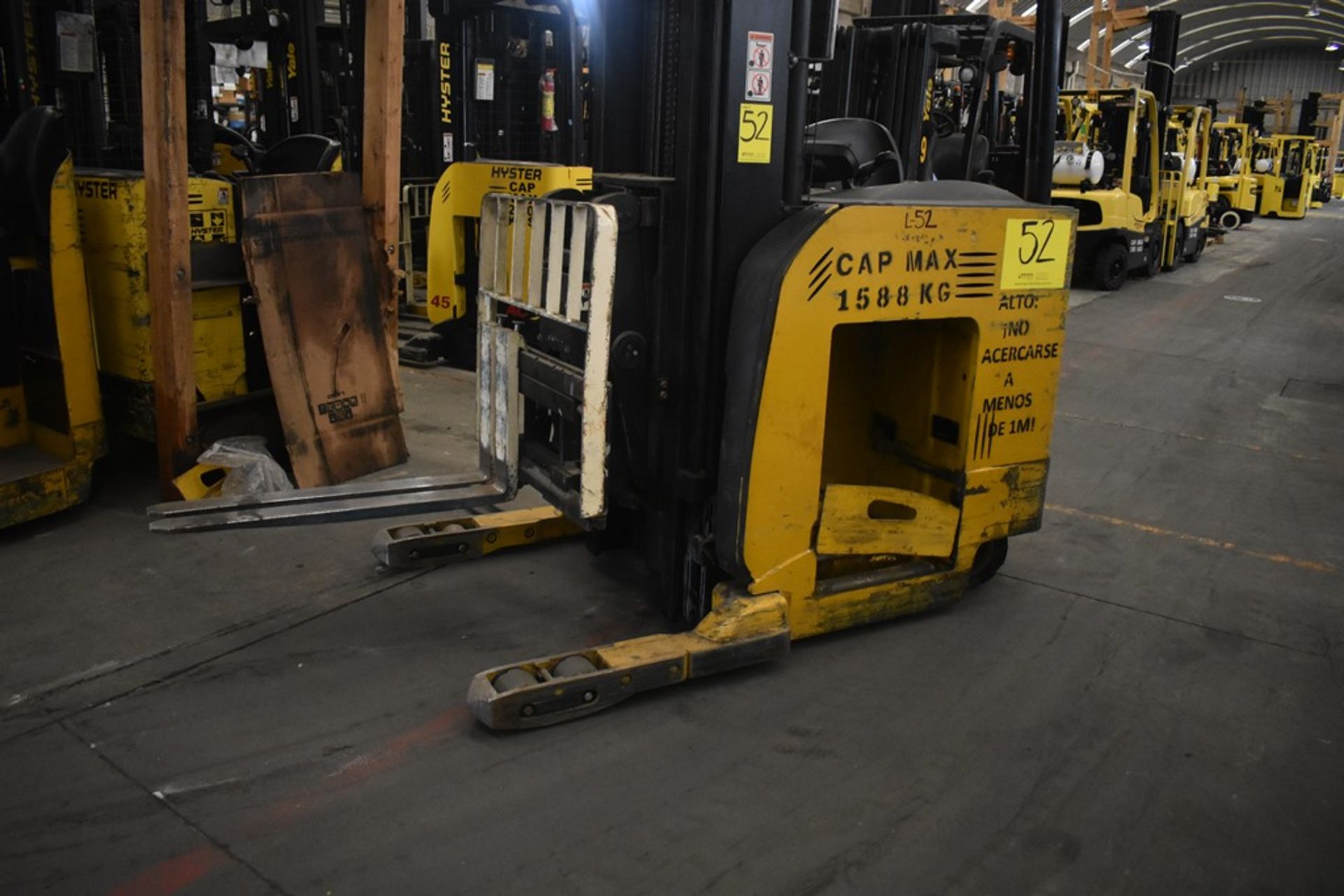 Hyster Electric Forklift, Model NDR035EANL36TE157, S/N C861N03076H, Year 2010, 3500 lb Capacity - Image 6 of 33