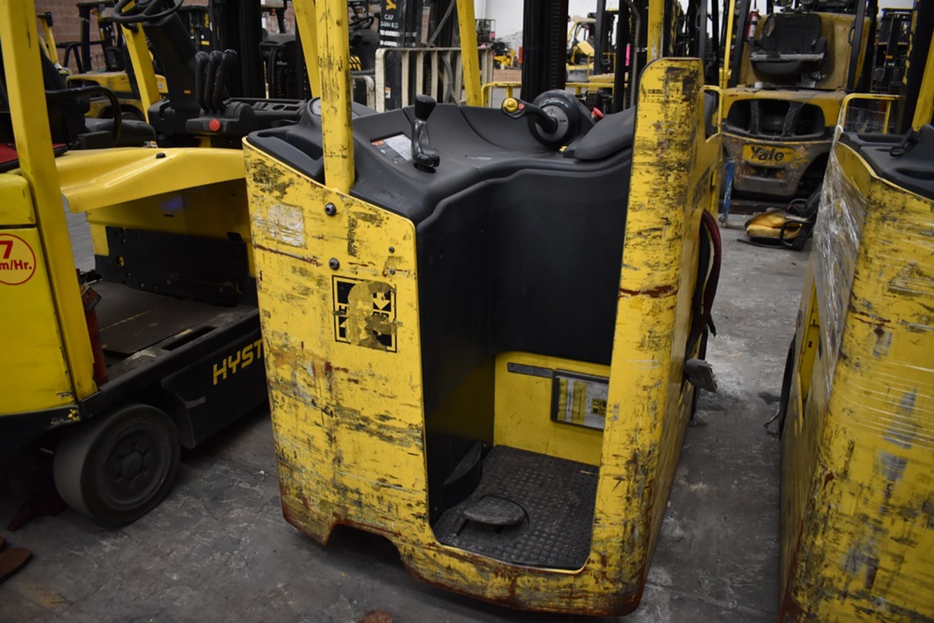 Hyster Electric Forklift, Model E30HSD3-18, S/N C219N01659N, 2850 lb Capacity - Image 19 of 22