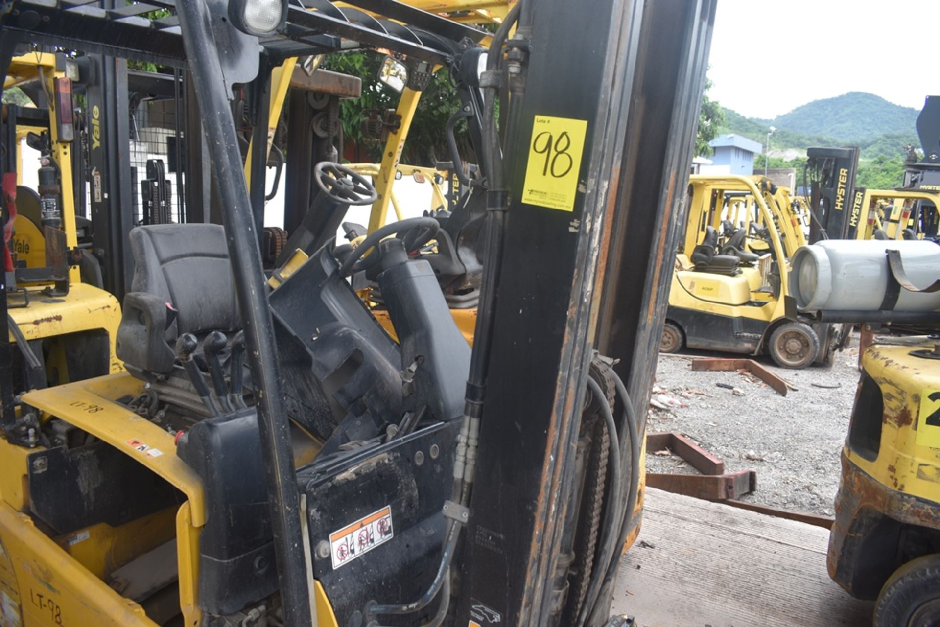 Lot of 4 Forklift, Hyster and Yale - Image 28 of 108