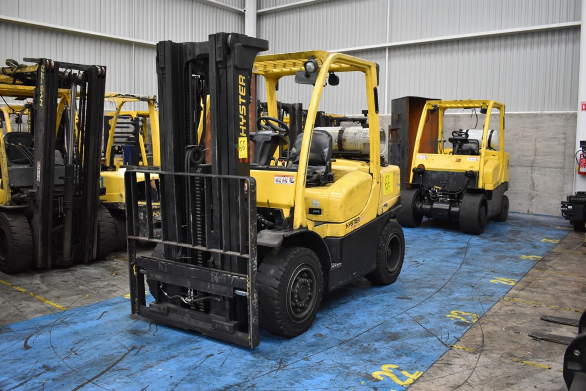 Hyster Forklift, Model H80FT, S/N U005V07045S, Year 2018, 7500 lb Capacity, Hours 8603 - Image 18 of 38