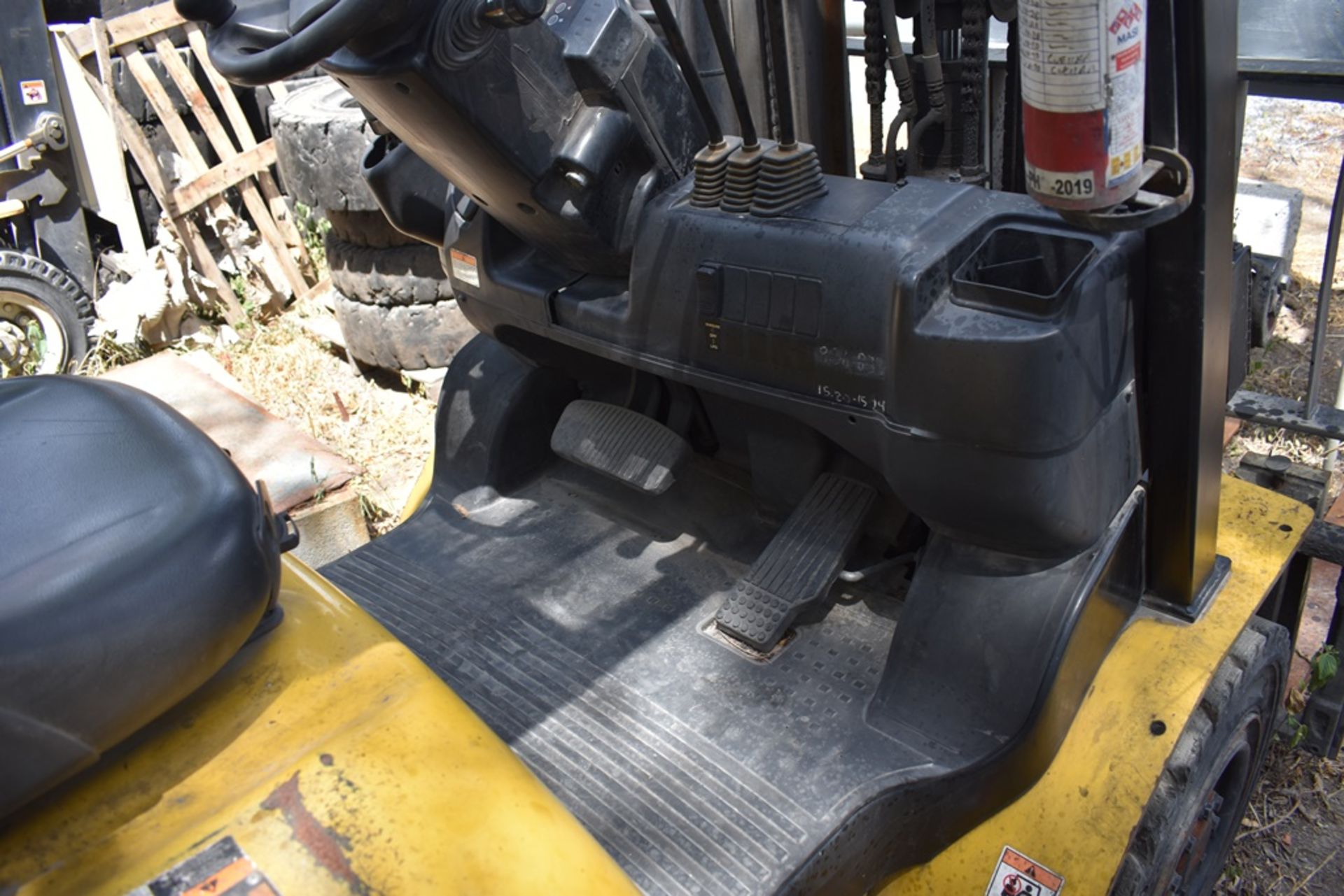 Yale Forklift, Model GTP25MX, S/N D871R02899P, 5000 lb capacity - Image 19 of 48