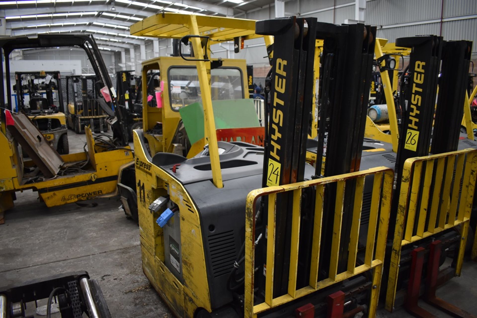 Hyster Electric Forklift, Model E40HSD2-21, S/N B219N02763M, 3850 lb Capacity - Image 5 of 24