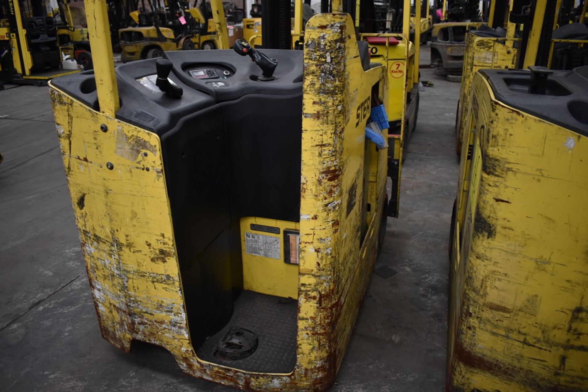 Hyster Electric Forklift, Model E30HSD2-18, S/N B219N02128L, Year 2013, 2900 lb Capacity - Image 6 of 20