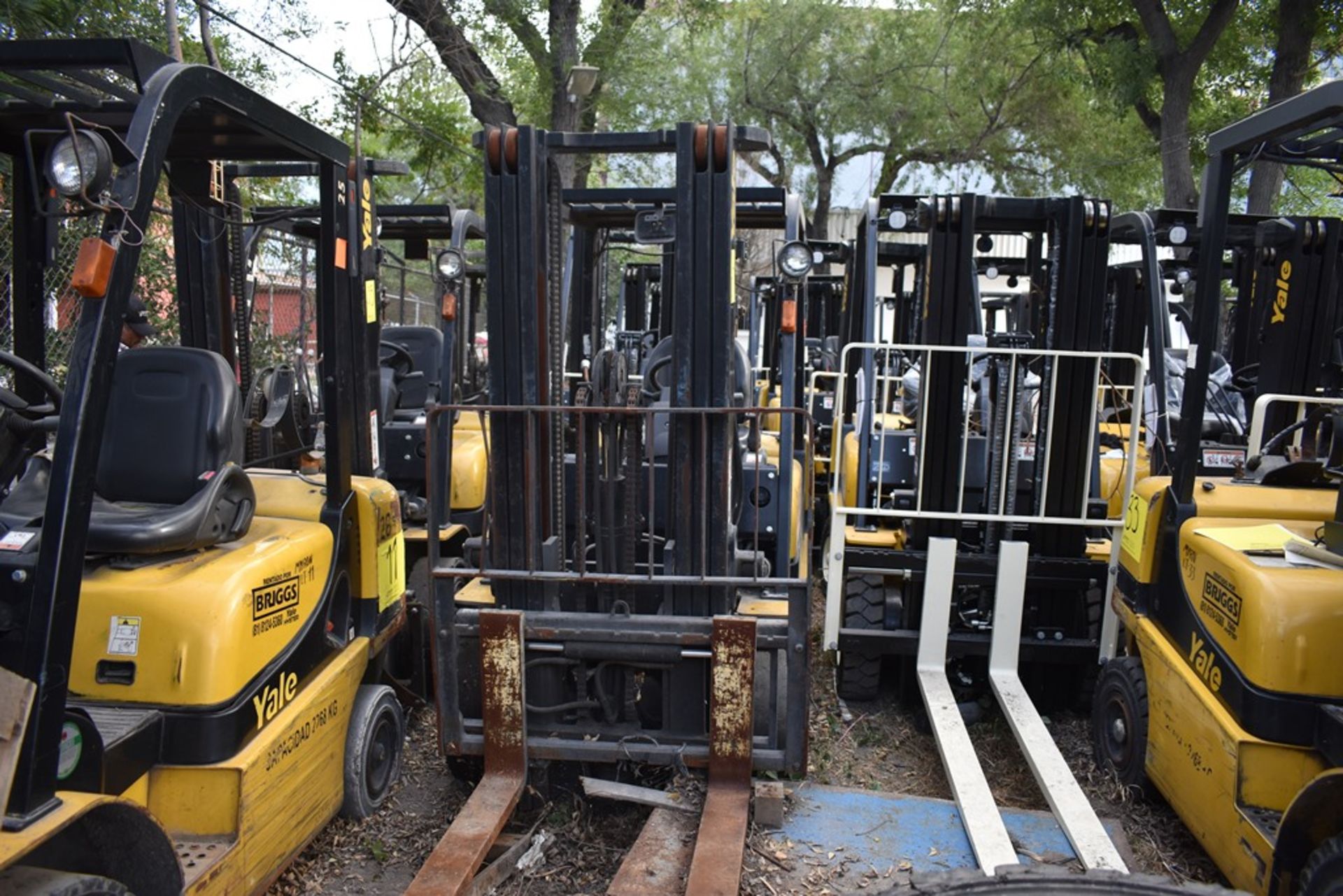 Yale Forklift, Model GTP25MX, S/N D871R02895P, Year 2016, Nissan LP gas, 5000 lb - Image 6 of 27