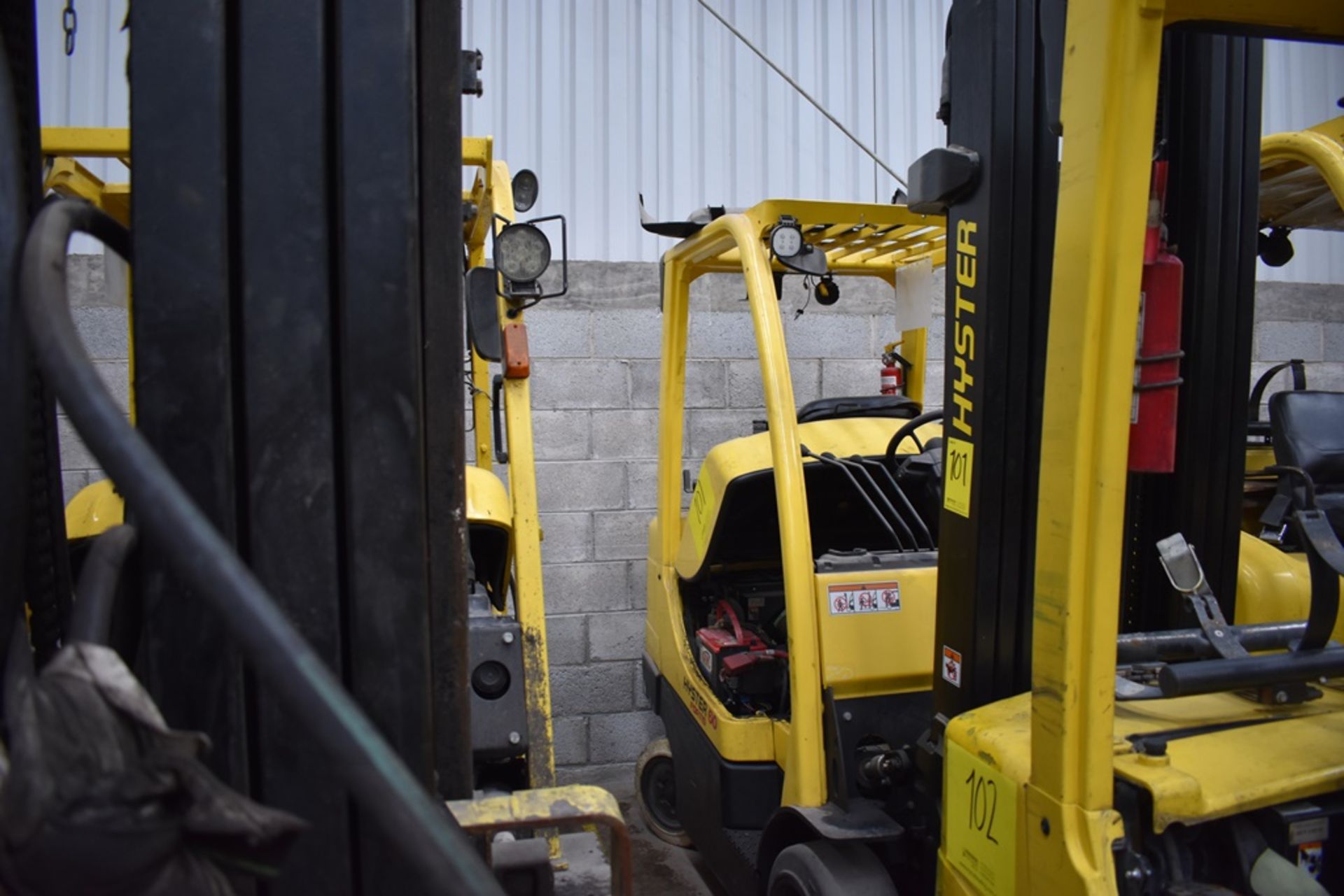 Lot of 2 Hyster Forklift - Image 3 of 26