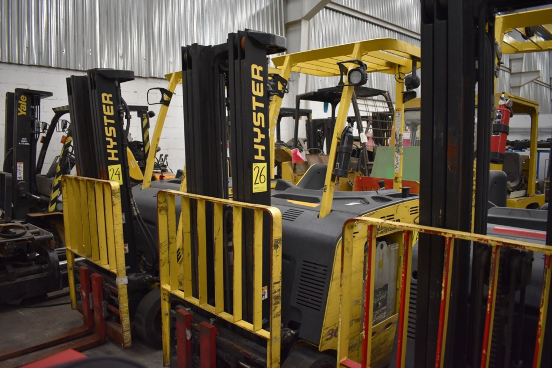 Hyster Electric Forklift, Model E30HSD2-18, S/N B219N02353L, 2850 lb Capacity - Image 2 of 22