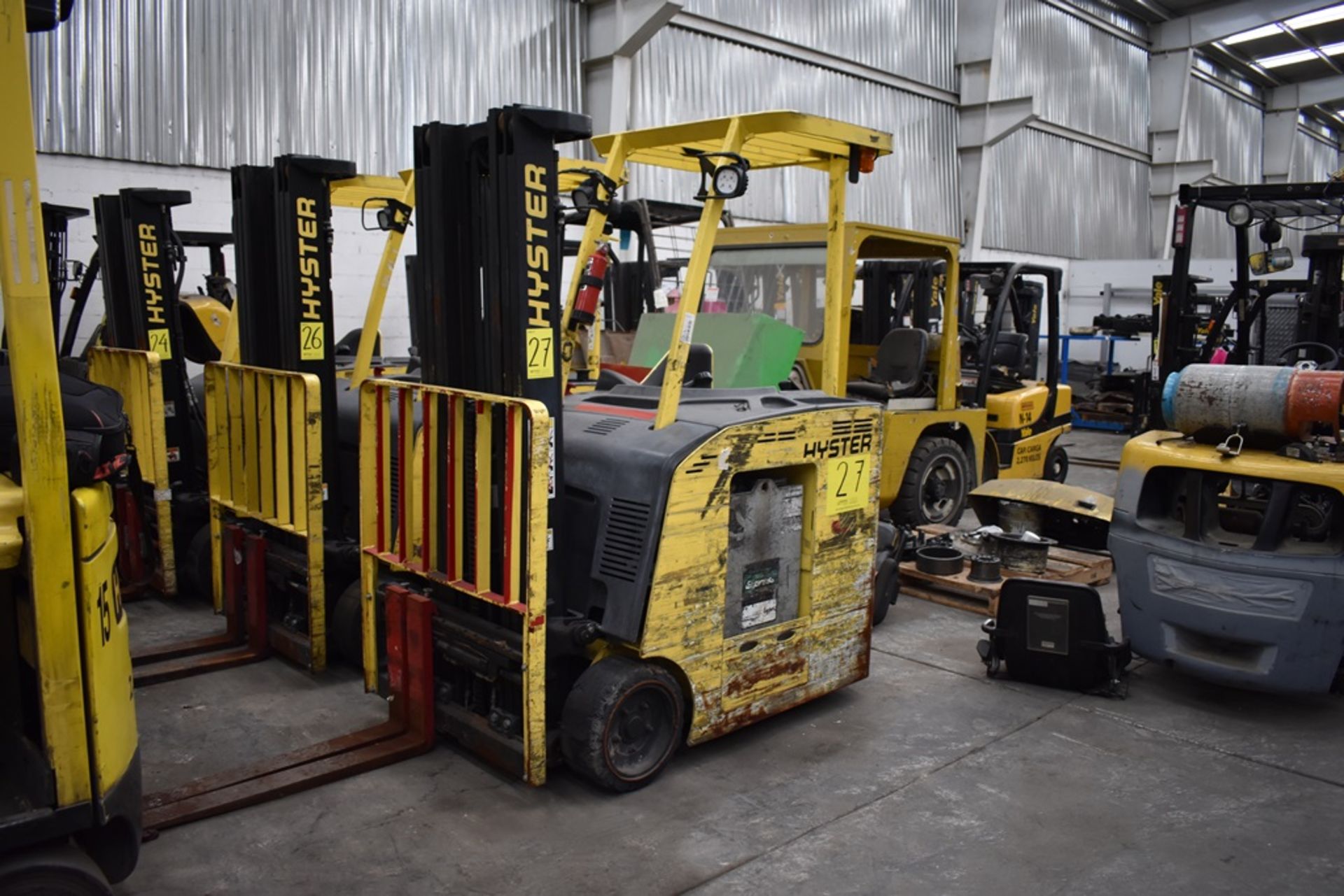 Hyster Electric Forklift, Model E30HSD2-18, S/N B219N02128L, Year 2013, 2900 lb Capacity - Image 2 of 20