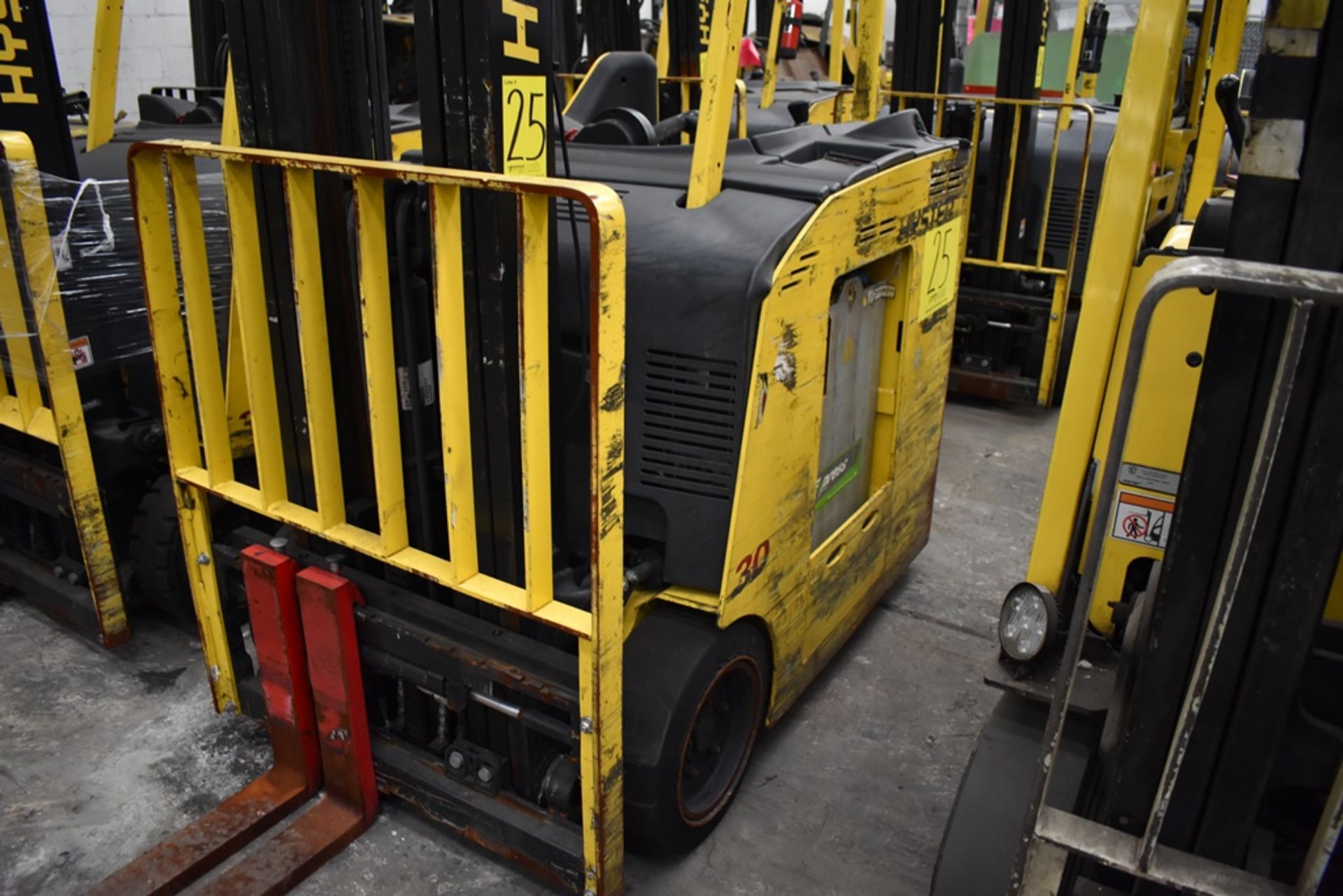 Hyster Electric Forklift, Model E30HSD3-18, S/N C219N01659N, 2850 lb Capacity - Image 12 of 22