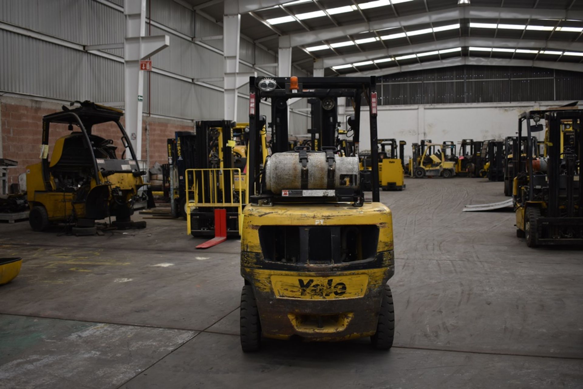 Yale Forklift, Model GLP25MX, 5000 lb Capacity - Image 16 of 42