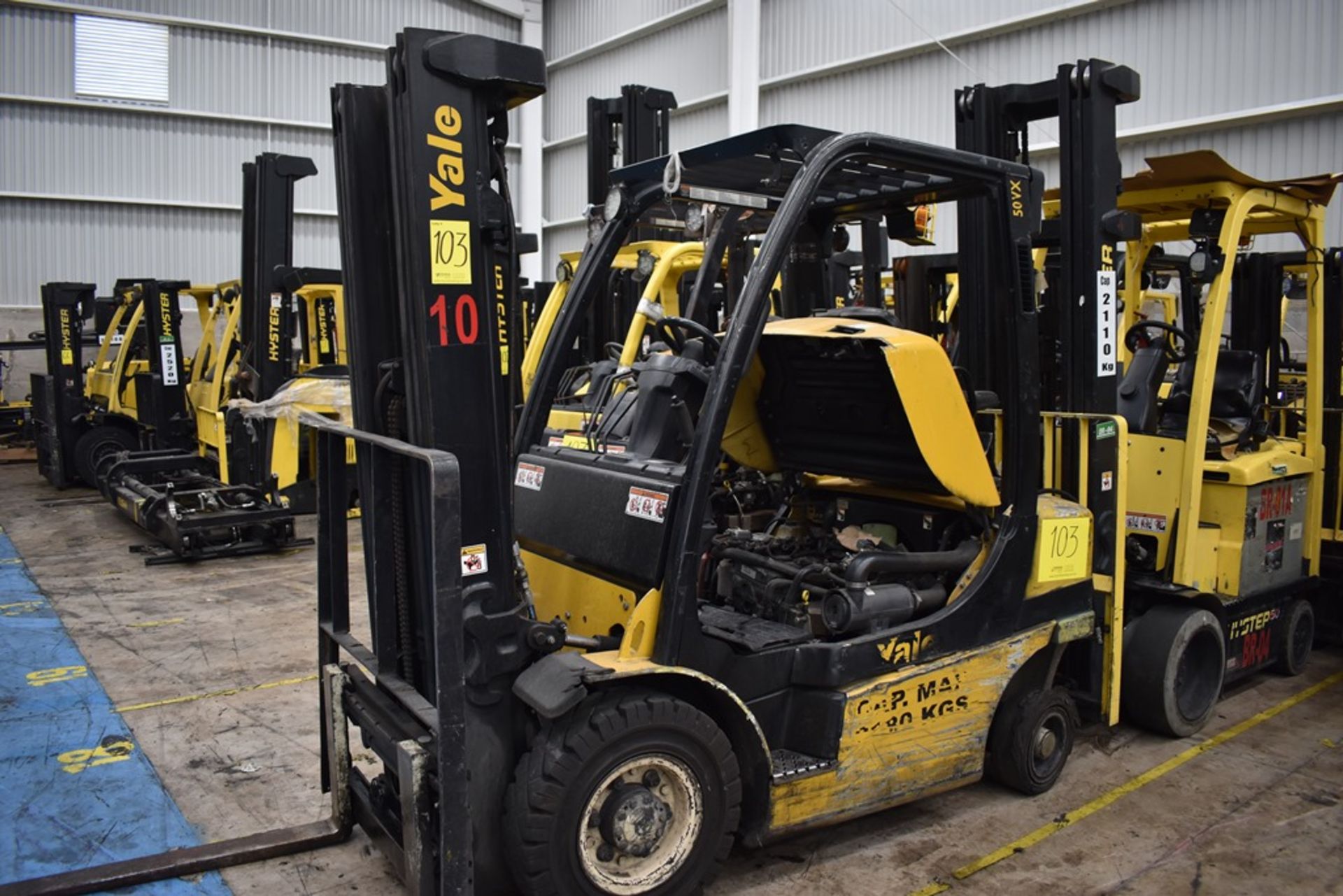 Lot of 2 Yale Forklift