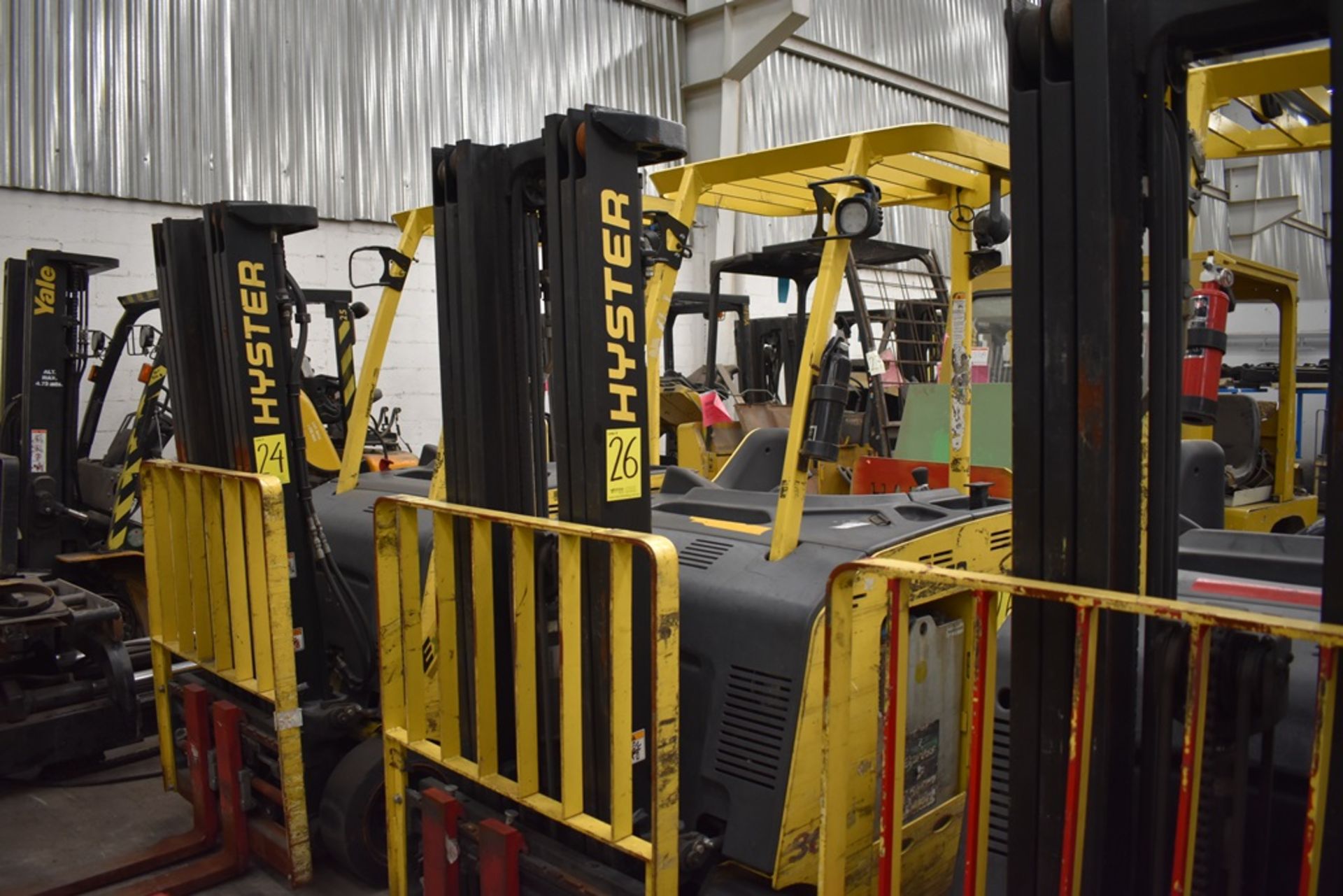 Hyster Electric Forklift, Model E30HSD2-18, S/N B219N02353L, 2850 lb Capacity - Image 3 of 22