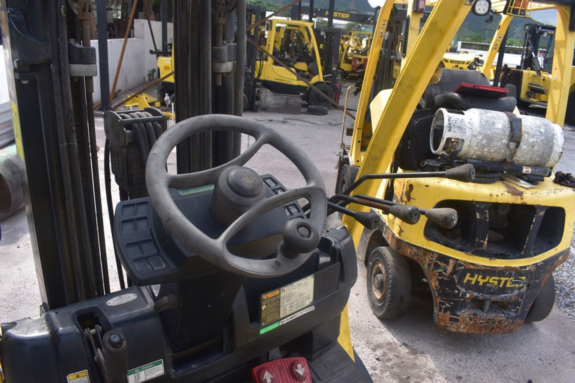 Hyster Forklift, Modelo H50FT, S/N P177V02699N, Year 2015, 5000 lb, Hours 8272 - Image 28 of 54