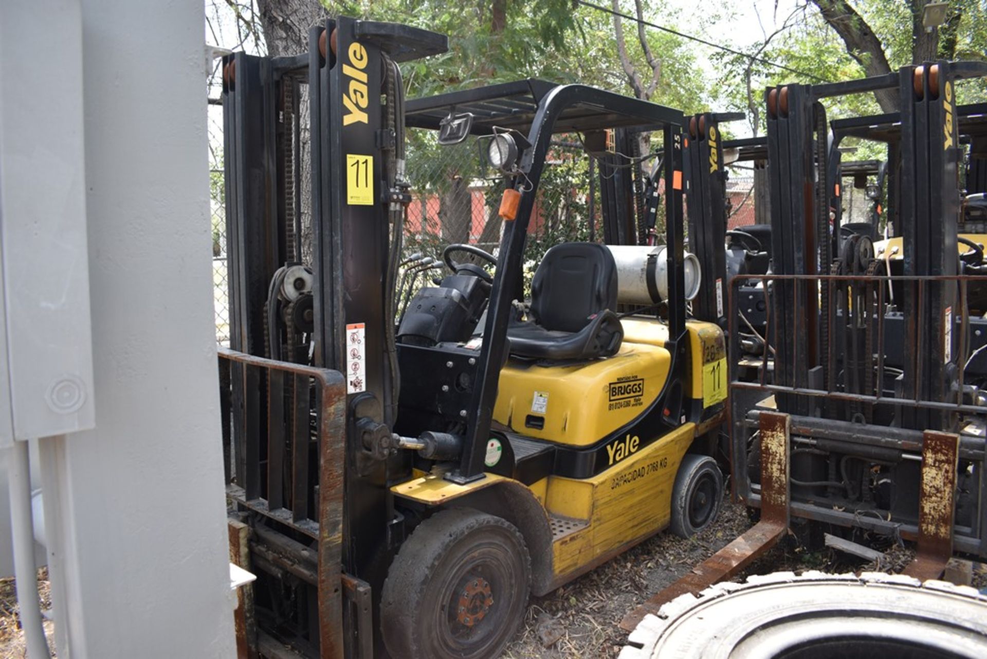 Yale Forklift, Model GTP25MX, S/N D871R02899P, 5000 lb capacity - Image 4 of 48