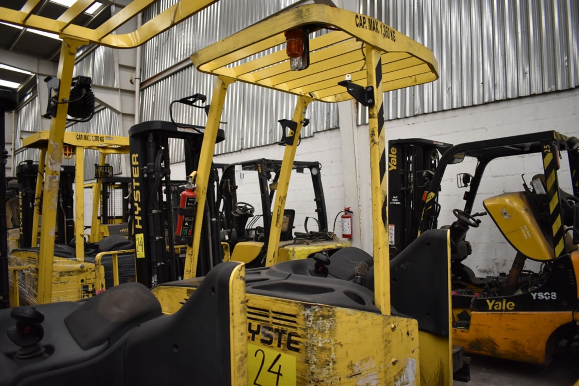 Hyster Electric Forklift, Model E40HSD2-21, S/N B219N02763M, 3850 lb Capacity - Image 20 of 24