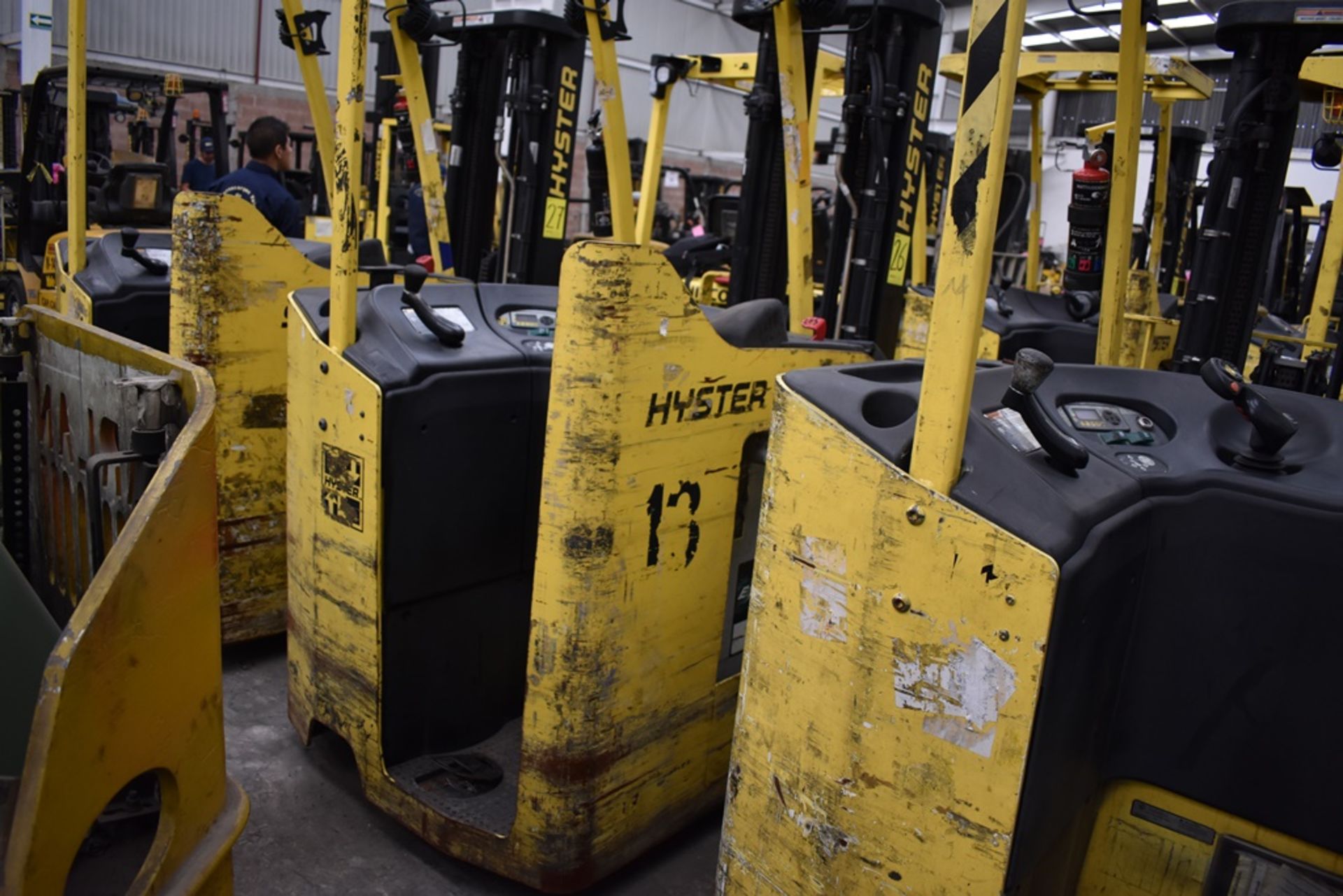 Hyster Electric Forklift, Model E30HSD2-18, S/N B219N02353L, 2850 lb Capacity - Image 16 of 22