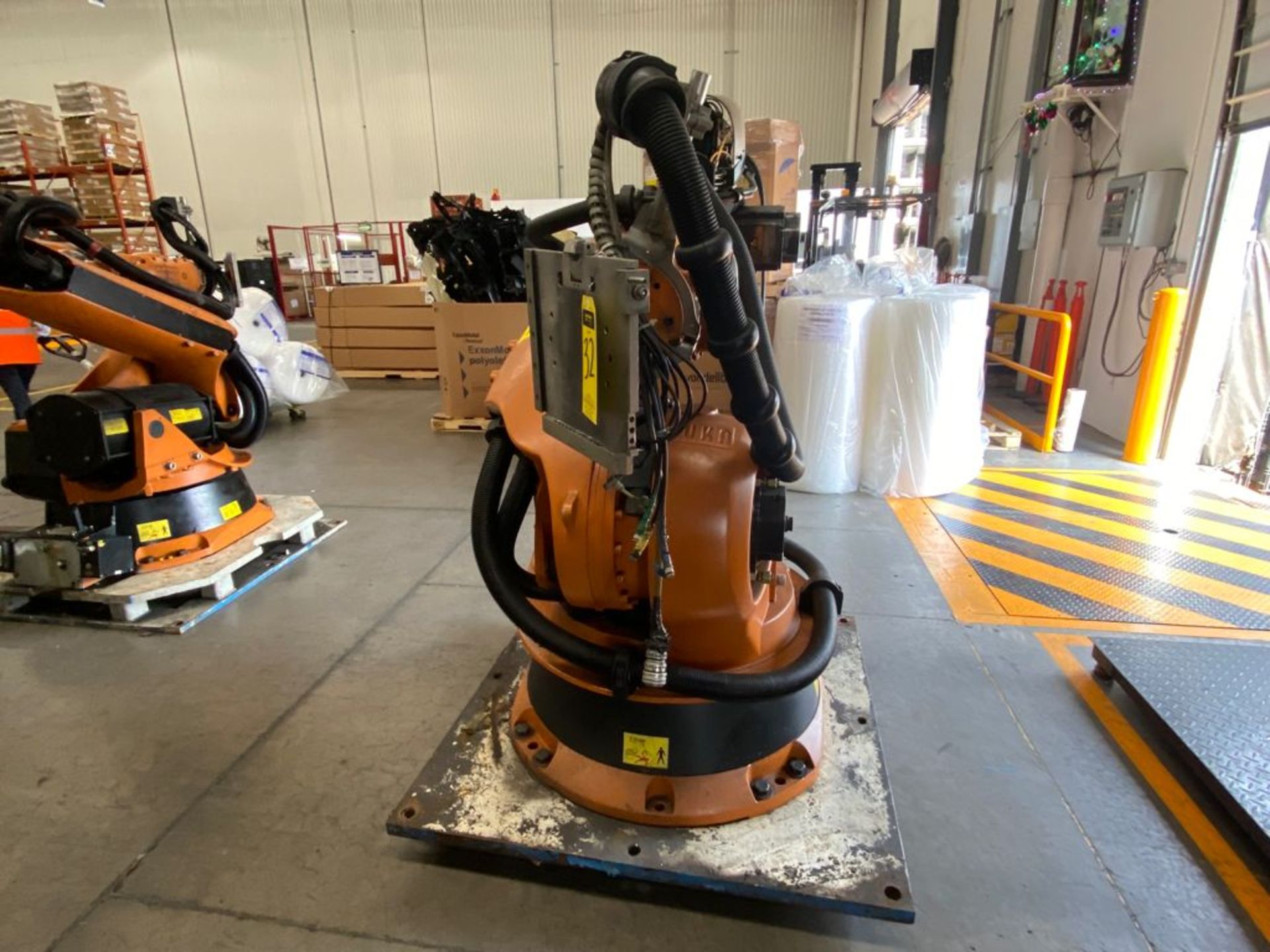 Kuka Articulated Robot, Model 0000107295, type KR 210 2000, Serial 812777, year 2005 - Image 19 of 49