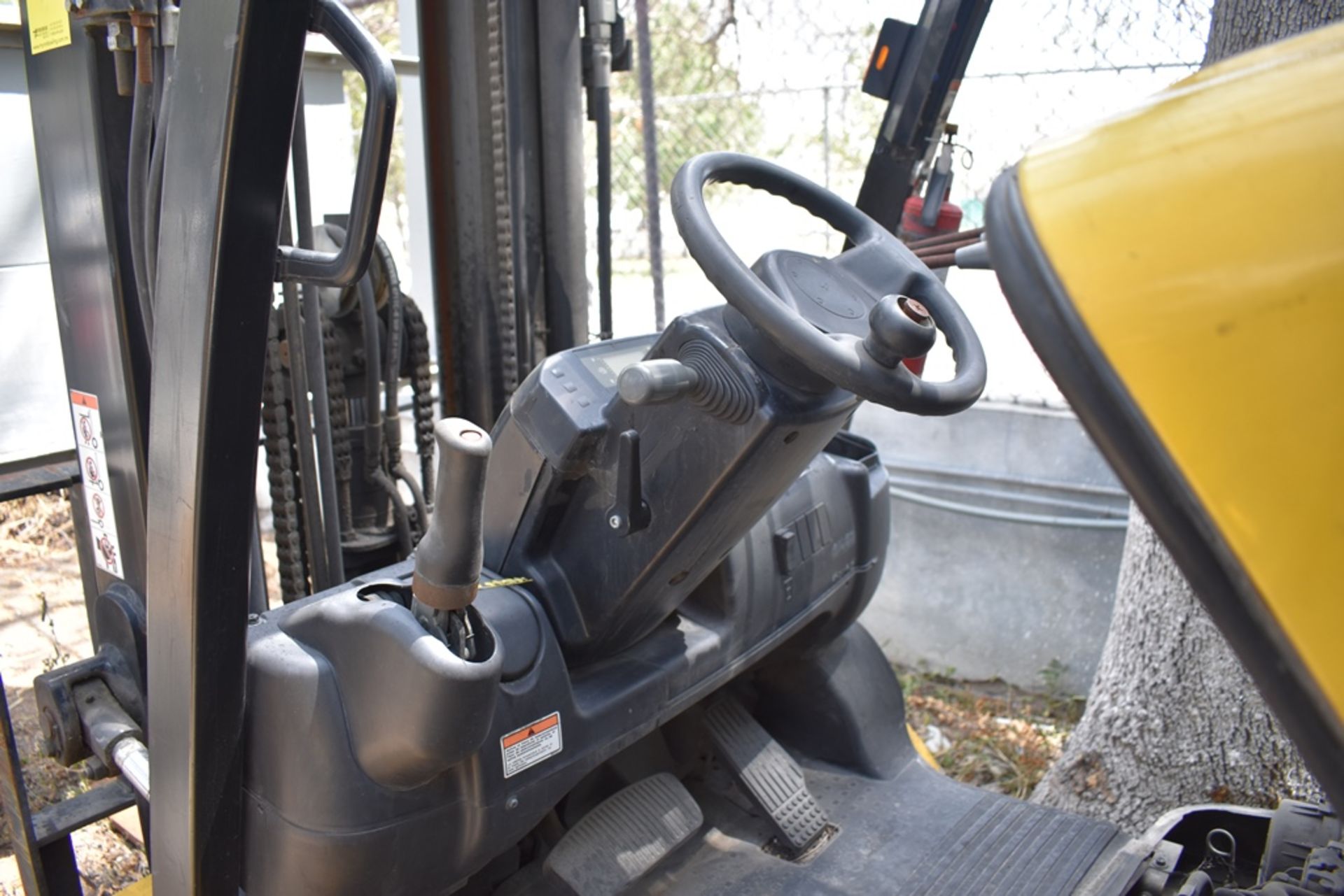 Yale Forklift, Model GTP25MX, S/N D871R02899P, 5000 lb capacity - Image 33 of 48