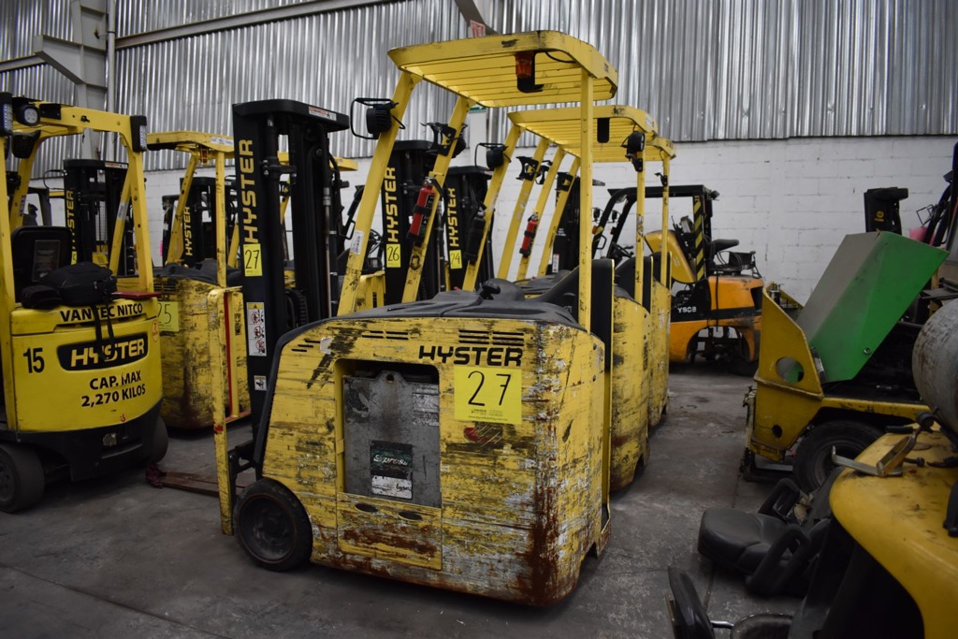 Hyster Electric Forklift, Model E30HSD2-18, S/N B219N02128L, Year 2013, 2900 lb Capacity - Image 4 of 20