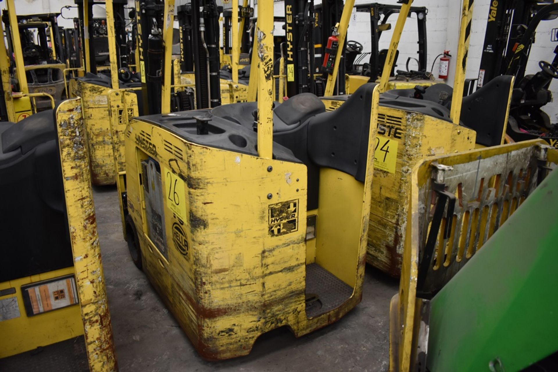 Hyster Electric Forklift, Model E30HSD2-18, S/N B219N02353L, 2850 lb Capacity - Image 5 of 22