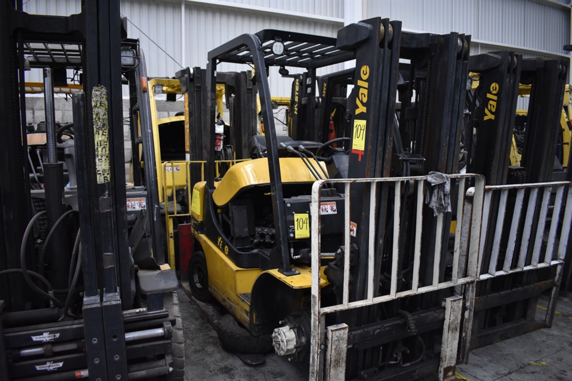 Lot of 2 Forklif, Hyster and Yale - Image 10 of 45